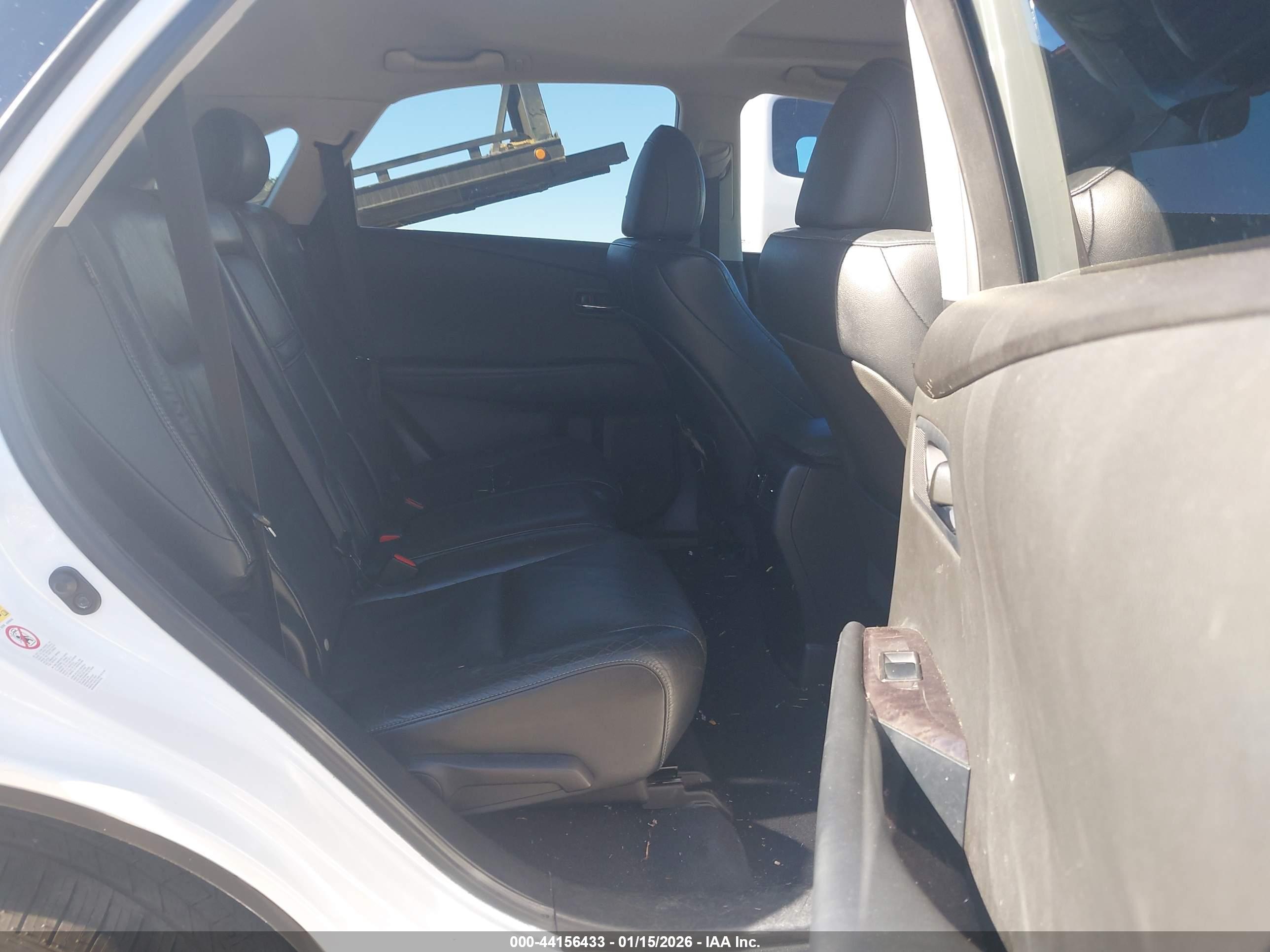 LEXUS RX image 8