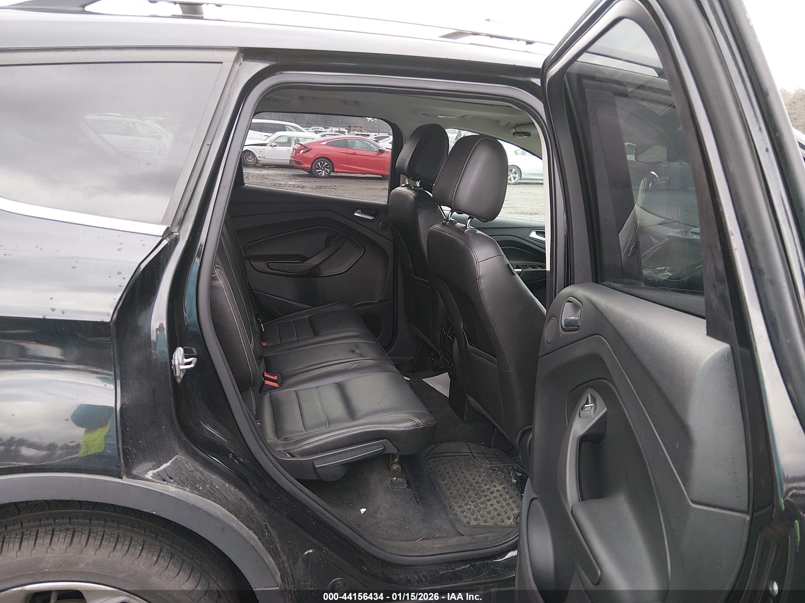 FORD ESCAPE image 8