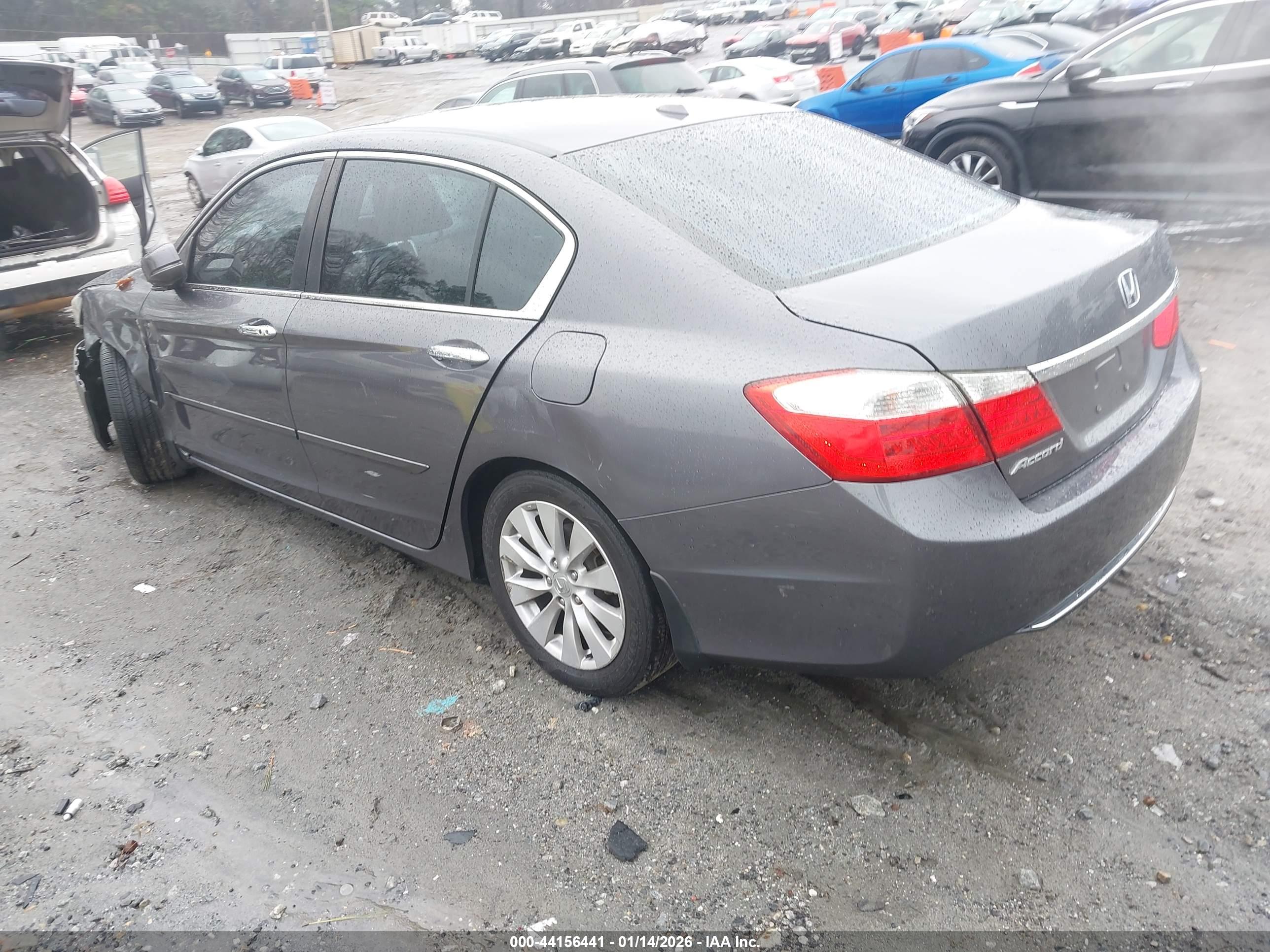 HONDA ACCORD image 3
