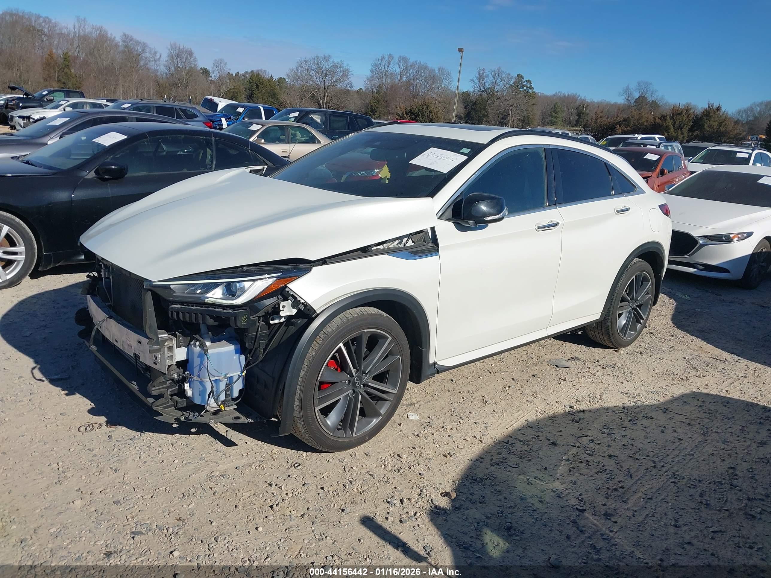 INFINITI QX55 image 2