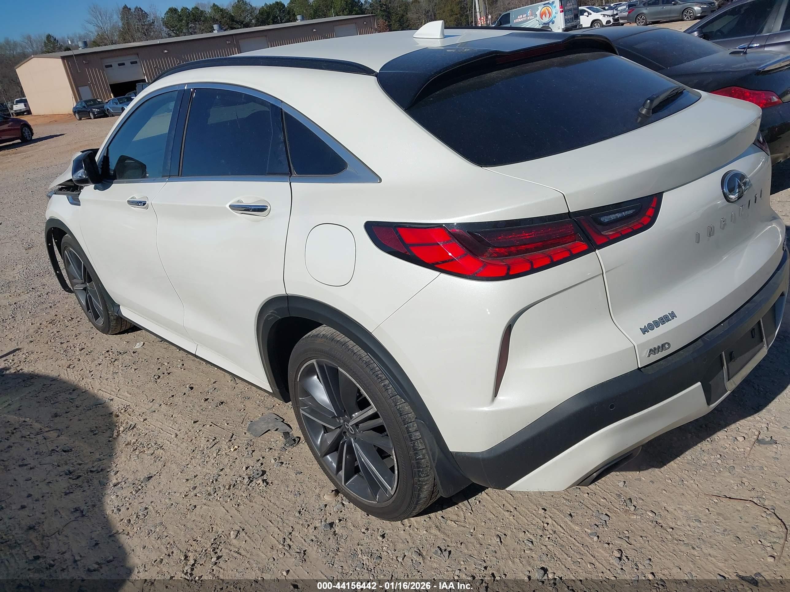 INFINITI QX55 image 3