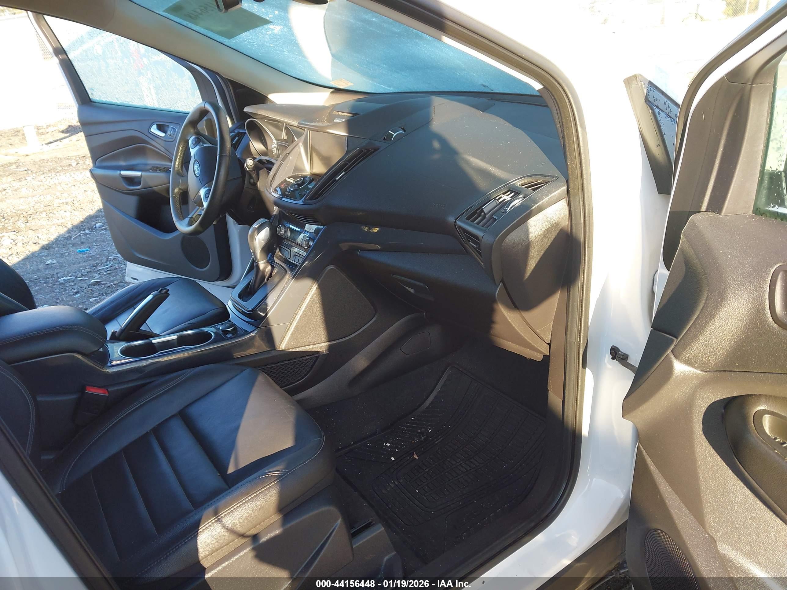 FORD ESCAPE image 5