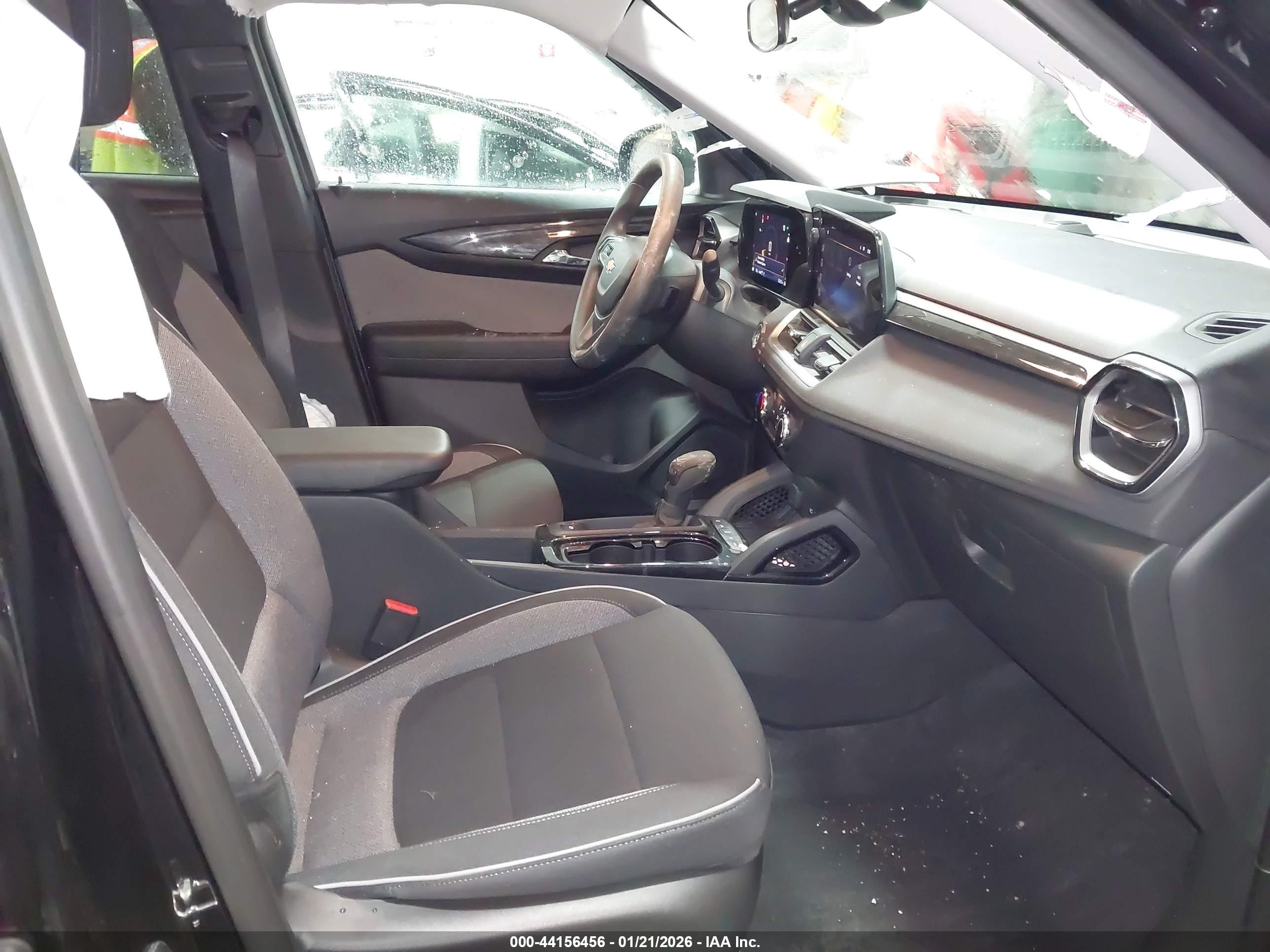 CHEVROLET TRAILBLAZER image 5