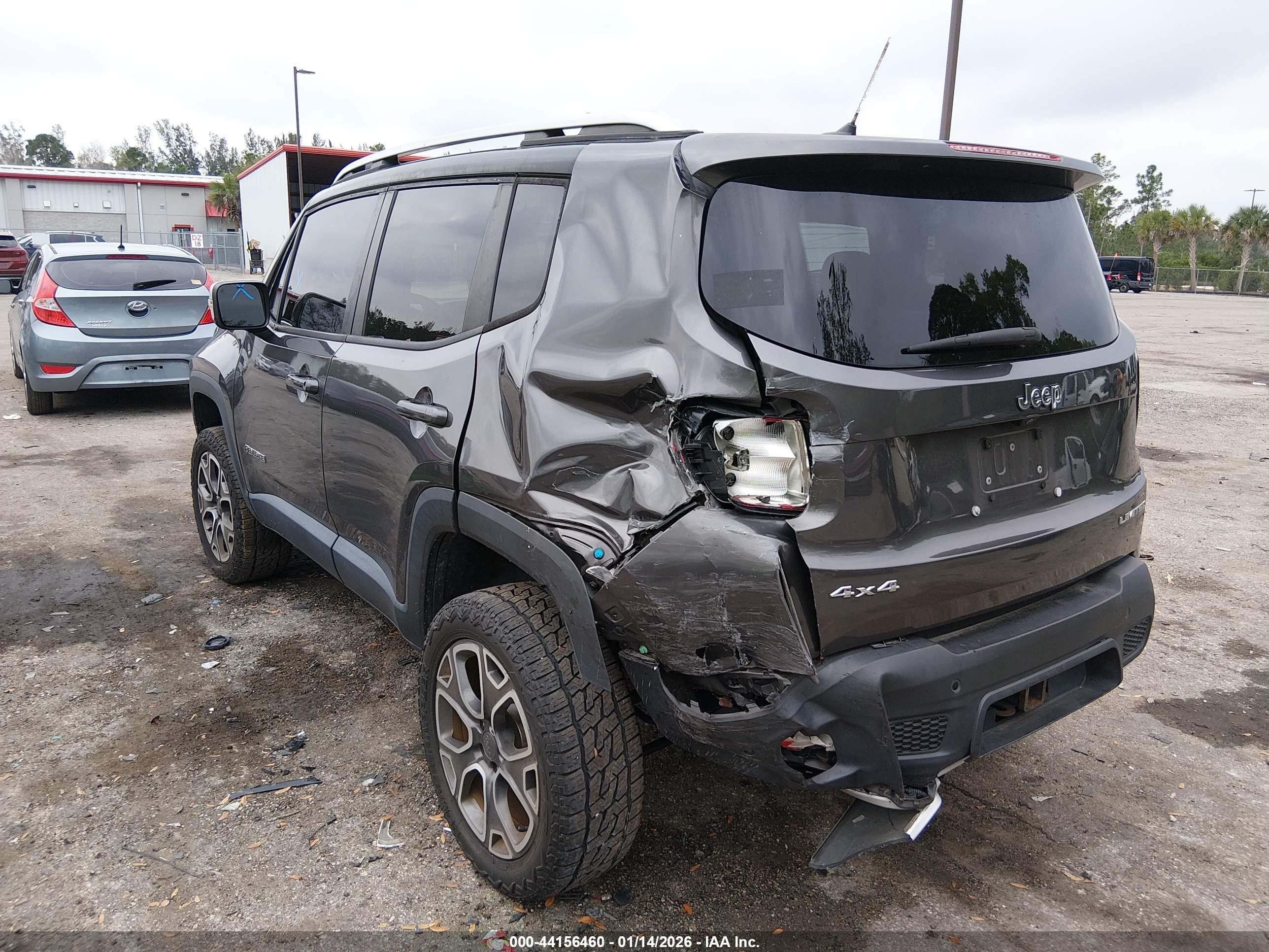 JEEP RENEGADE image 3