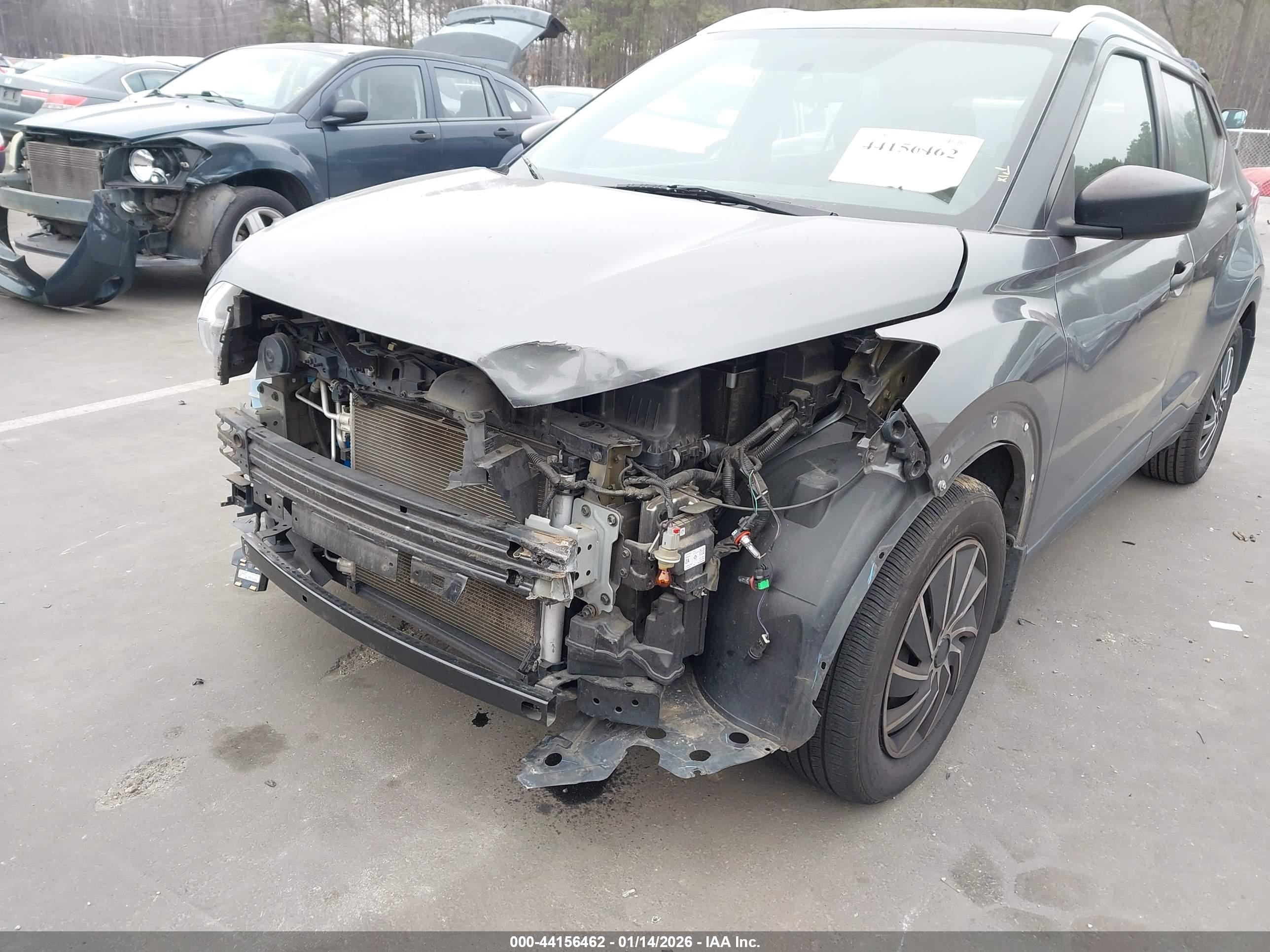 NISSAN KICKS image 6