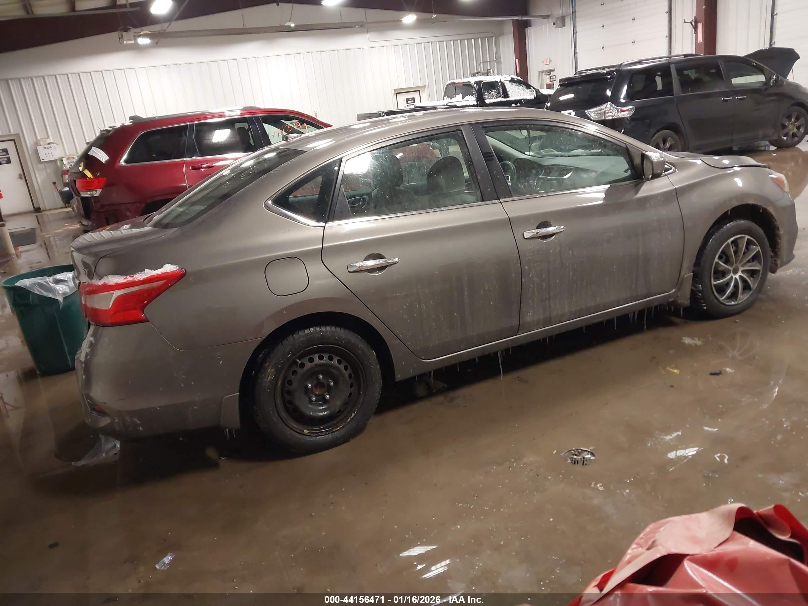 NISSAN SENTRA image 4