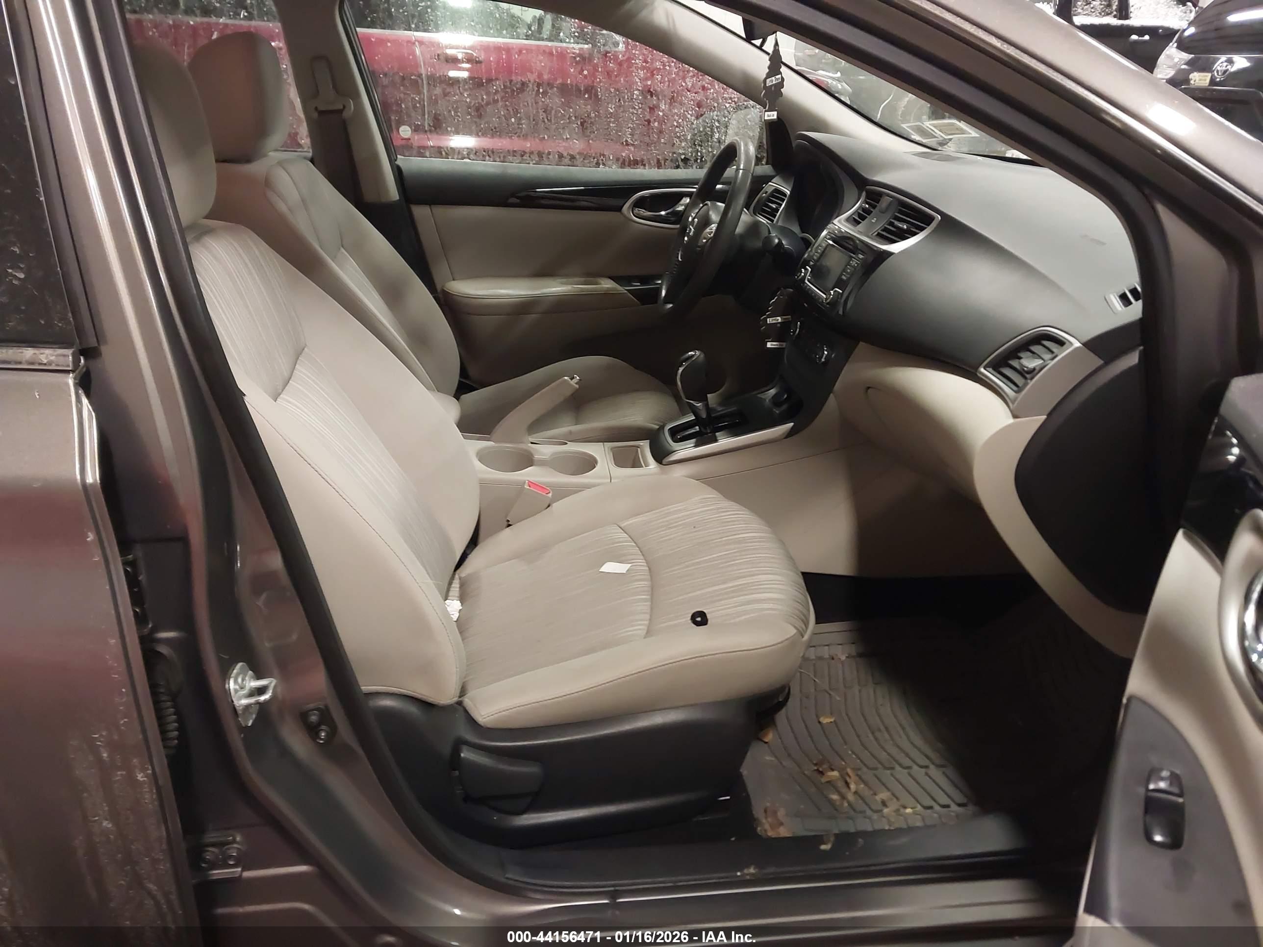 NISSAN SENTRA image 5