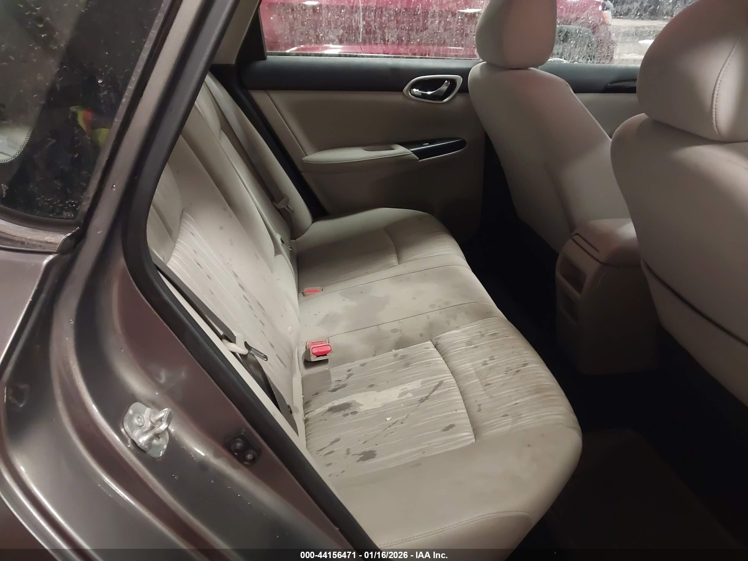 NISSAN SENTRA image 8
