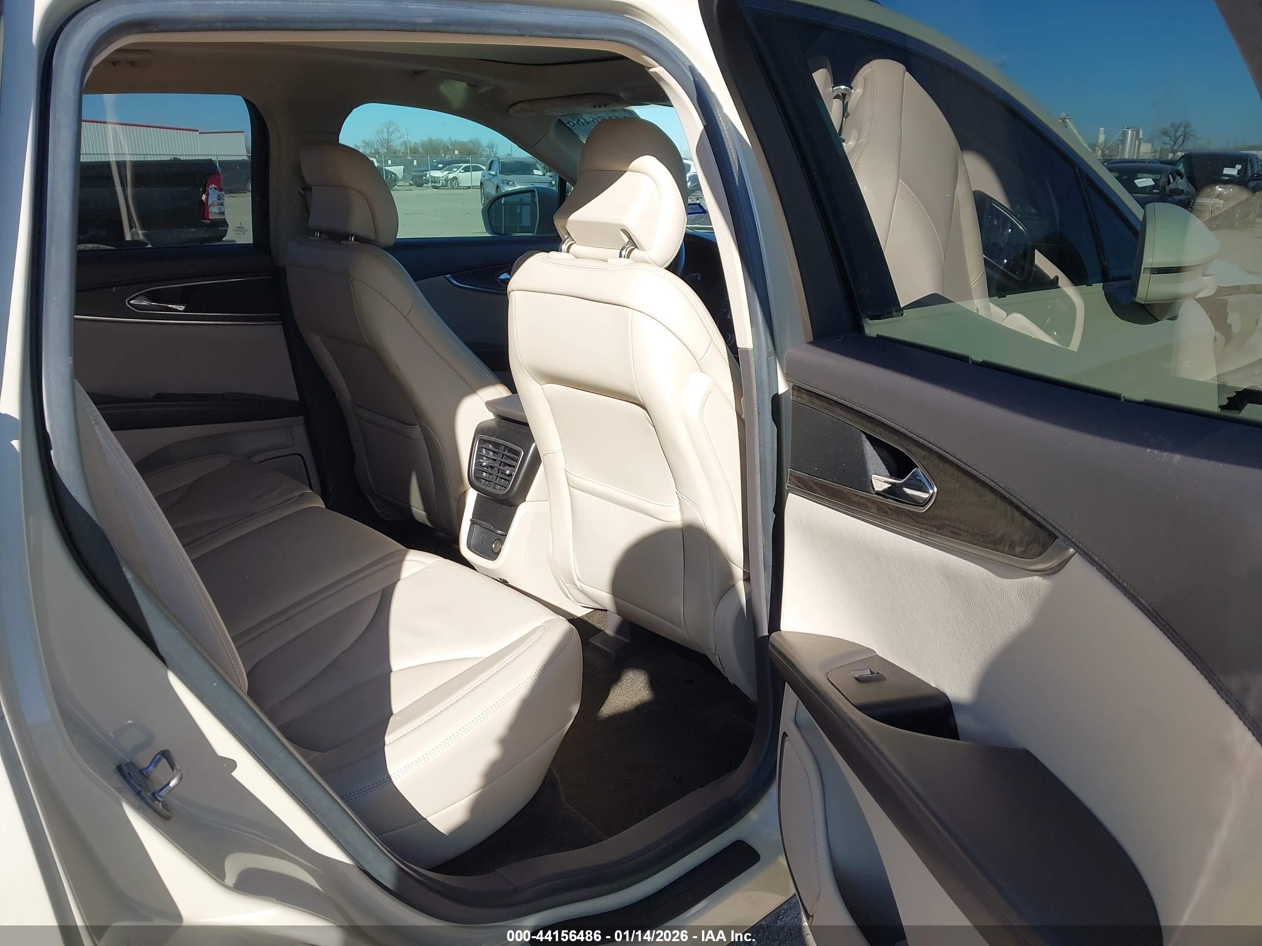 LINCOLN MKX image 8