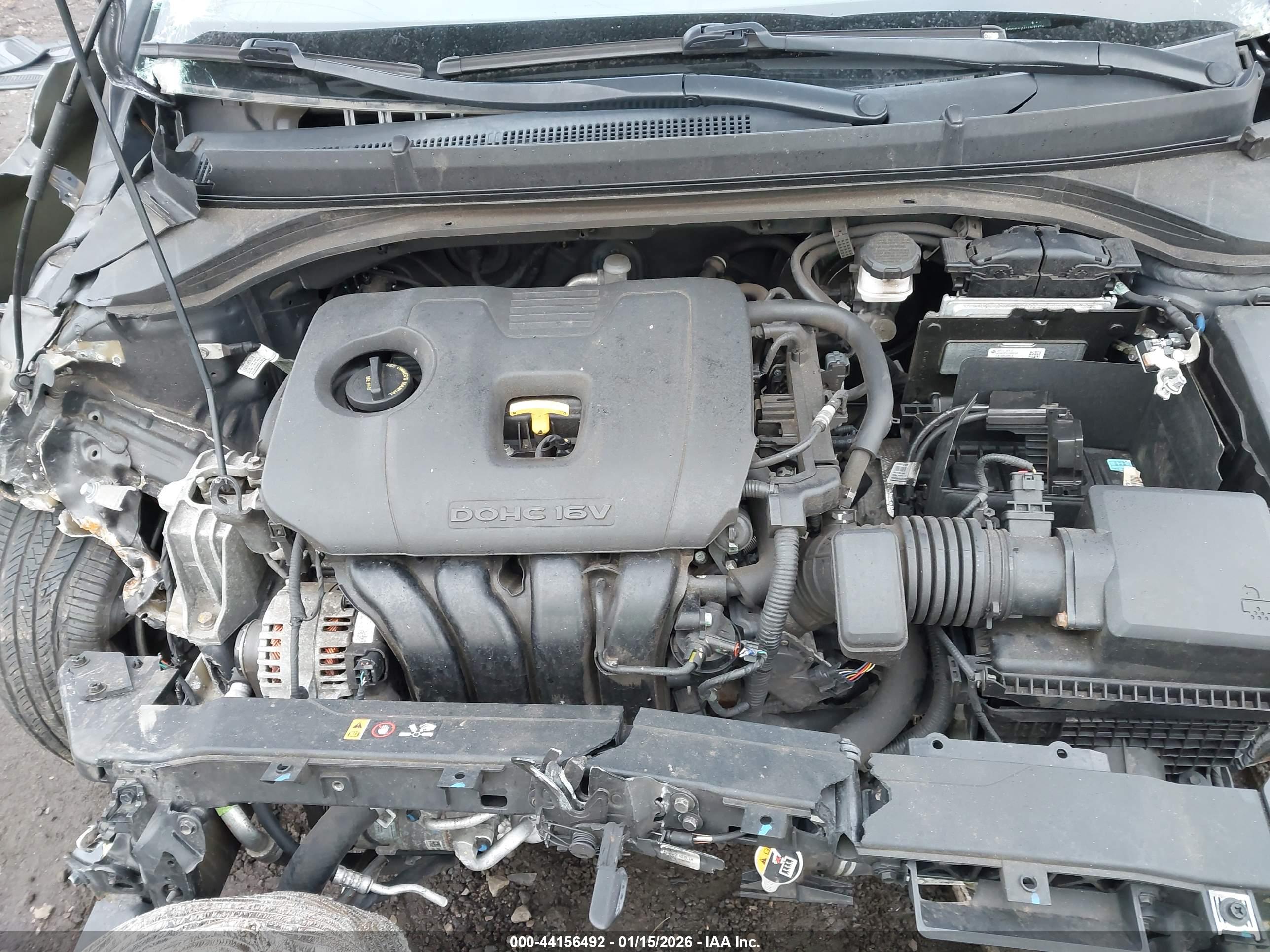 HYUNDAI ELANTRA image 10