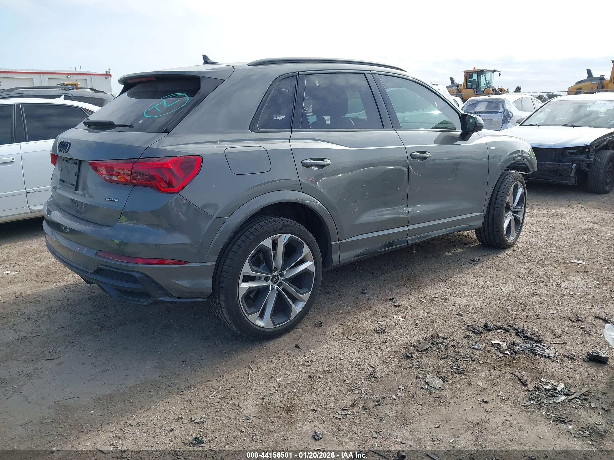 AUDI Q3 image 4