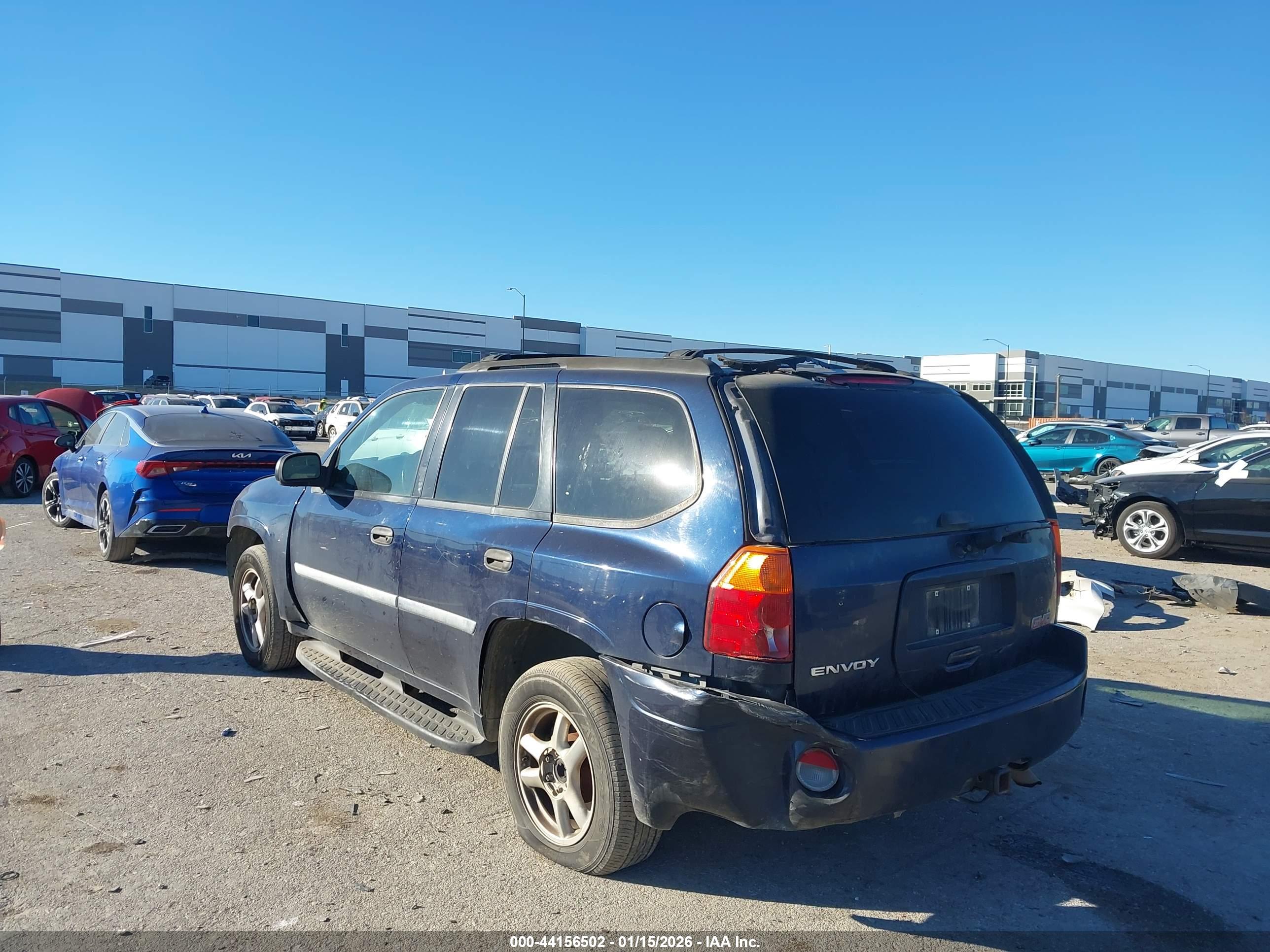 GMC ENVOY image 3