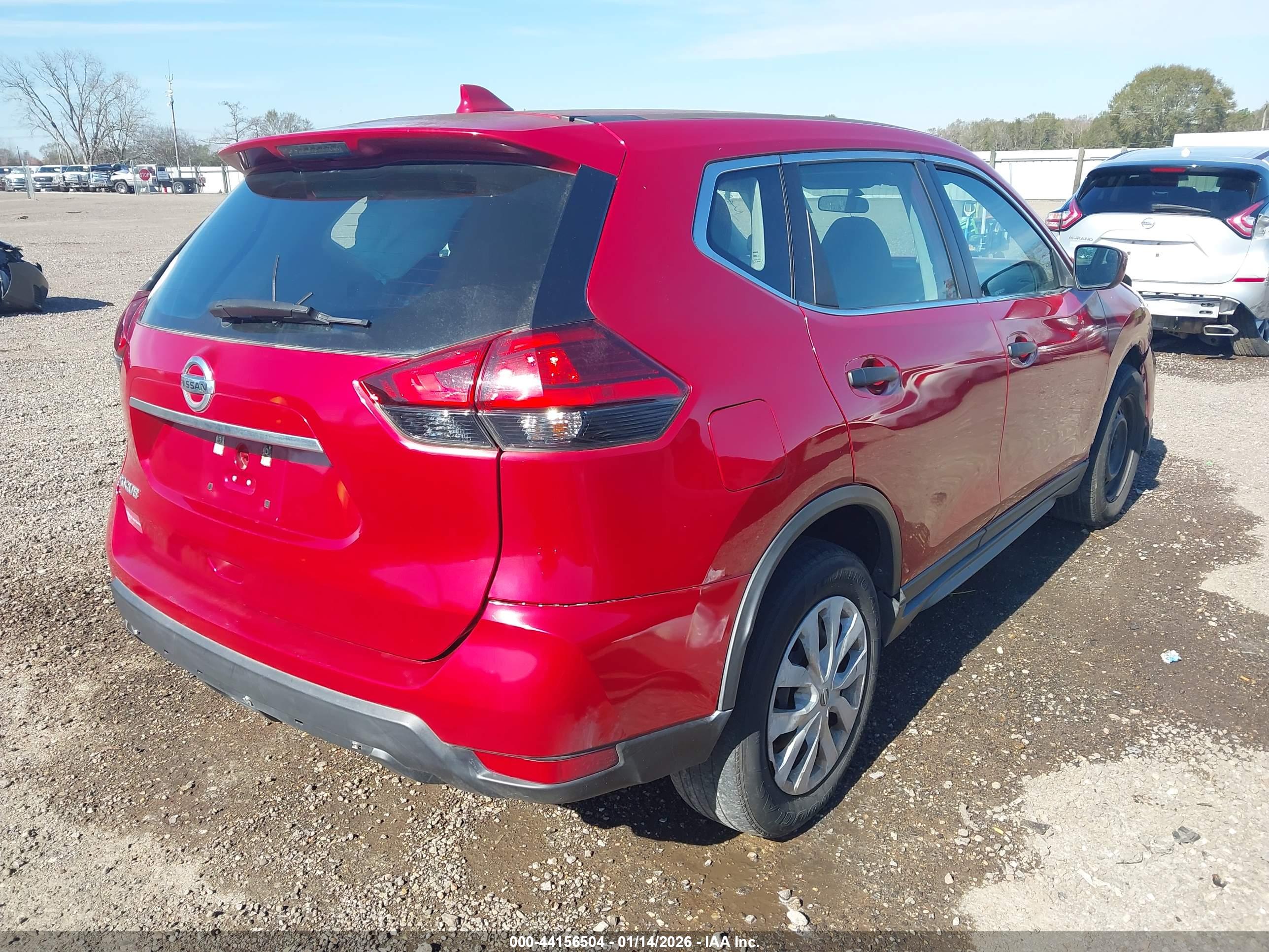 NISSAN ROGUE image 4