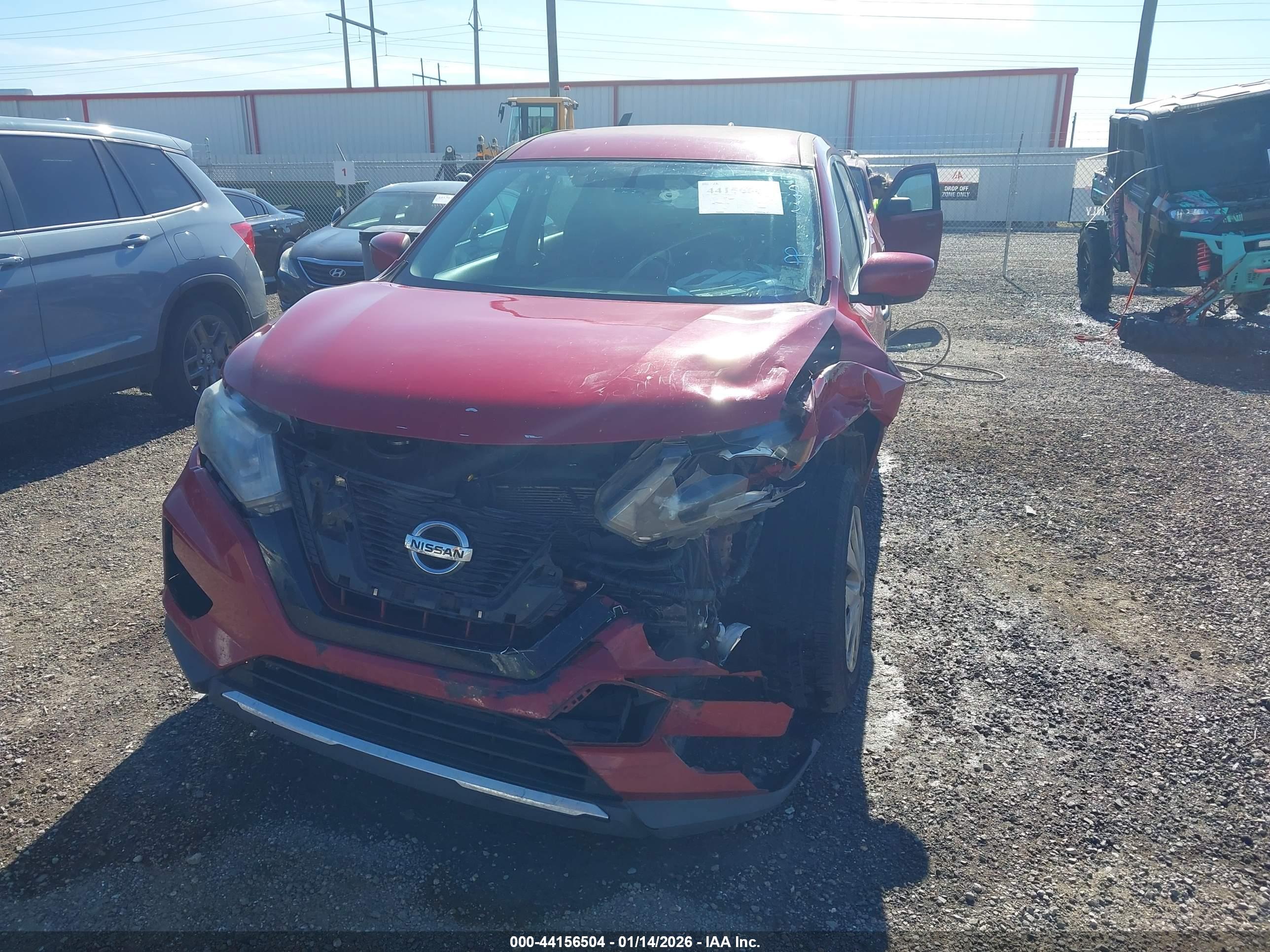 NISSAN ROGUE image 6
