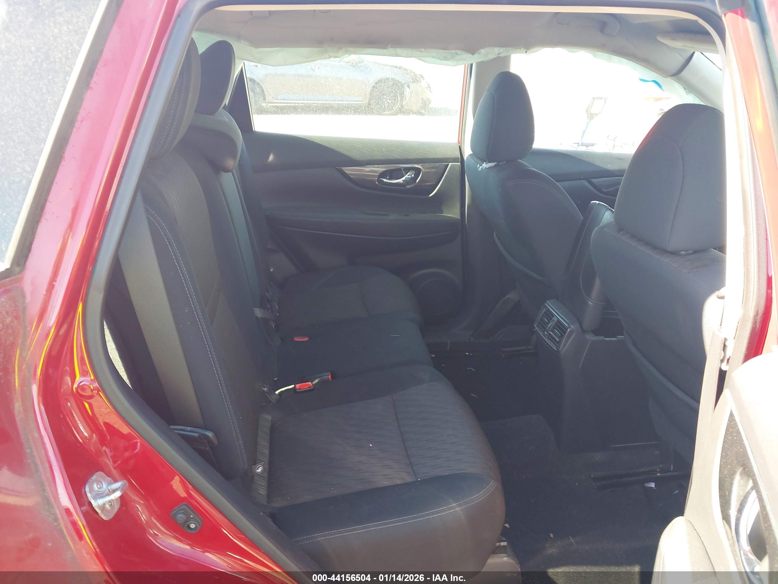 NISSAN ROGUE image 8