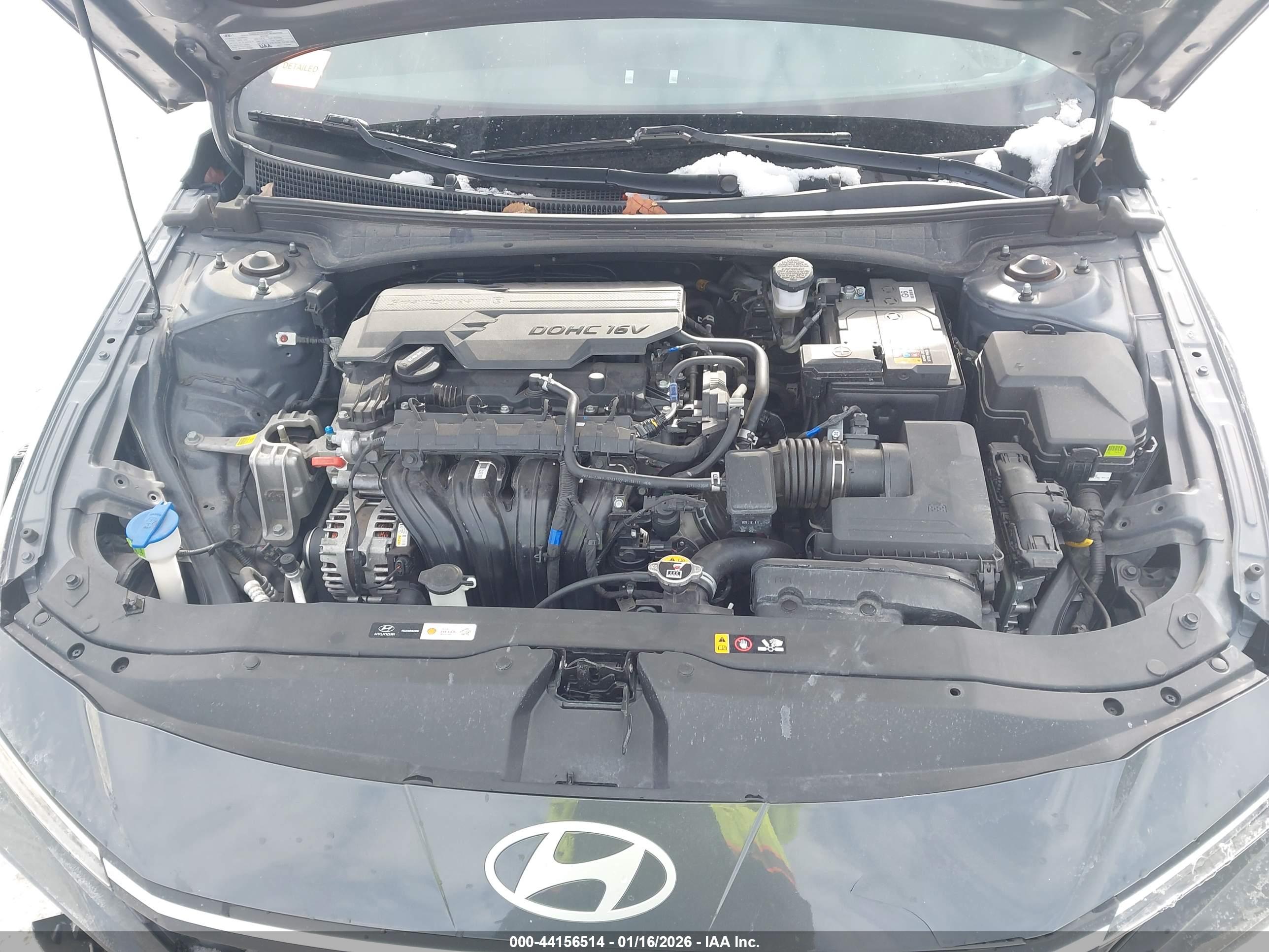 HYUNDAI ELANTRA image 10