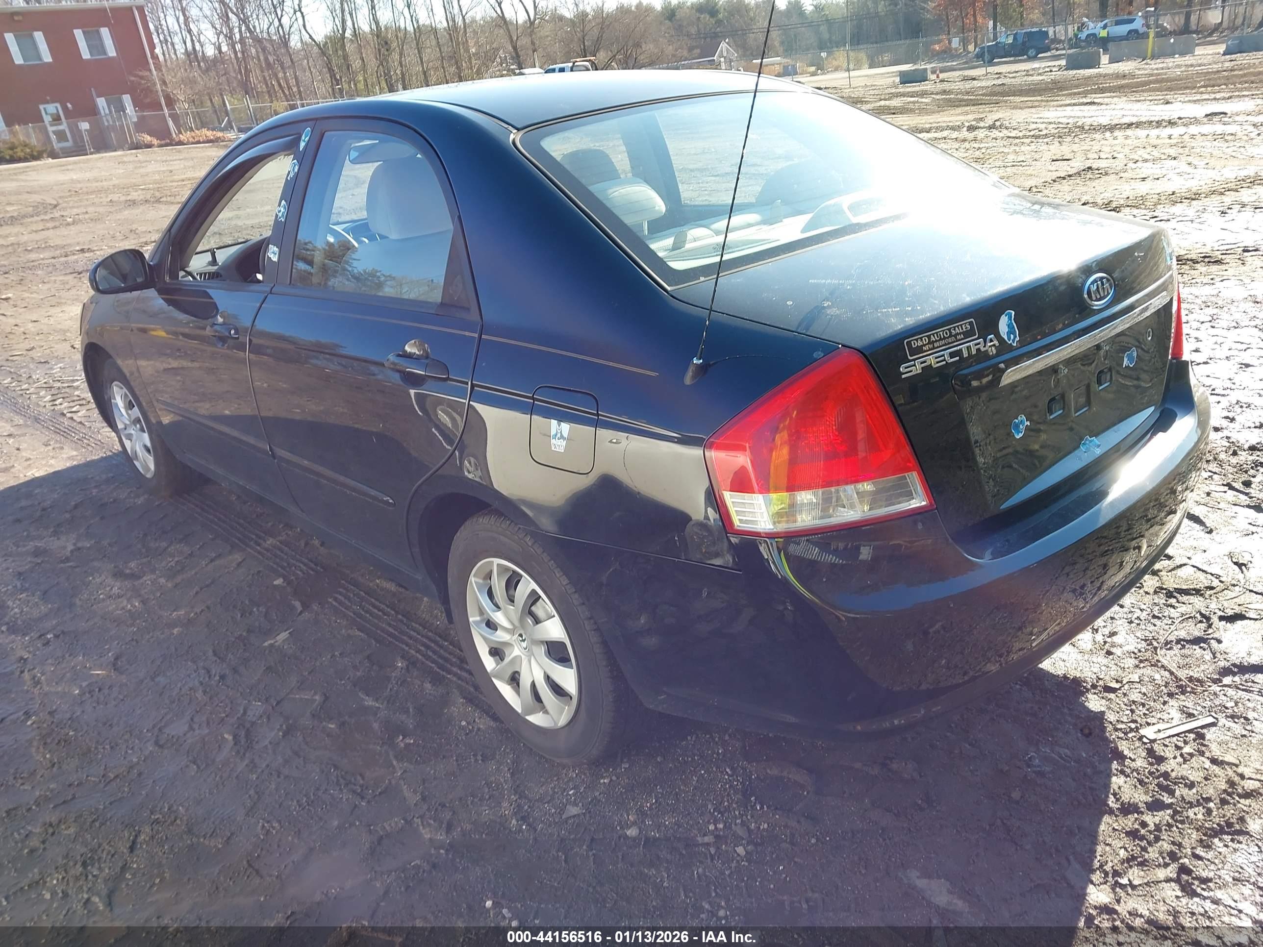 KIA SPECTRA image 3