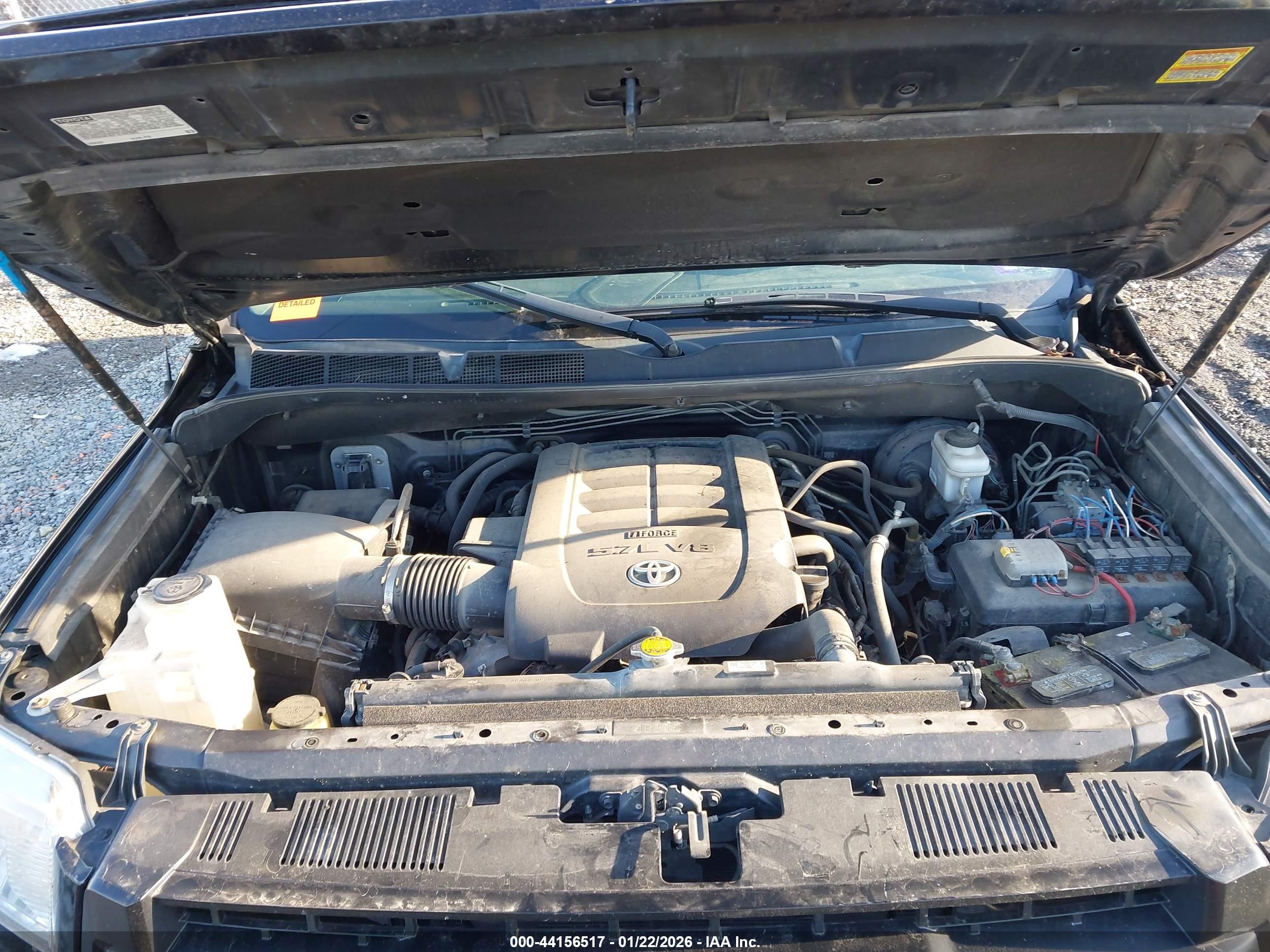 TOYOTA TUNDRA image 10