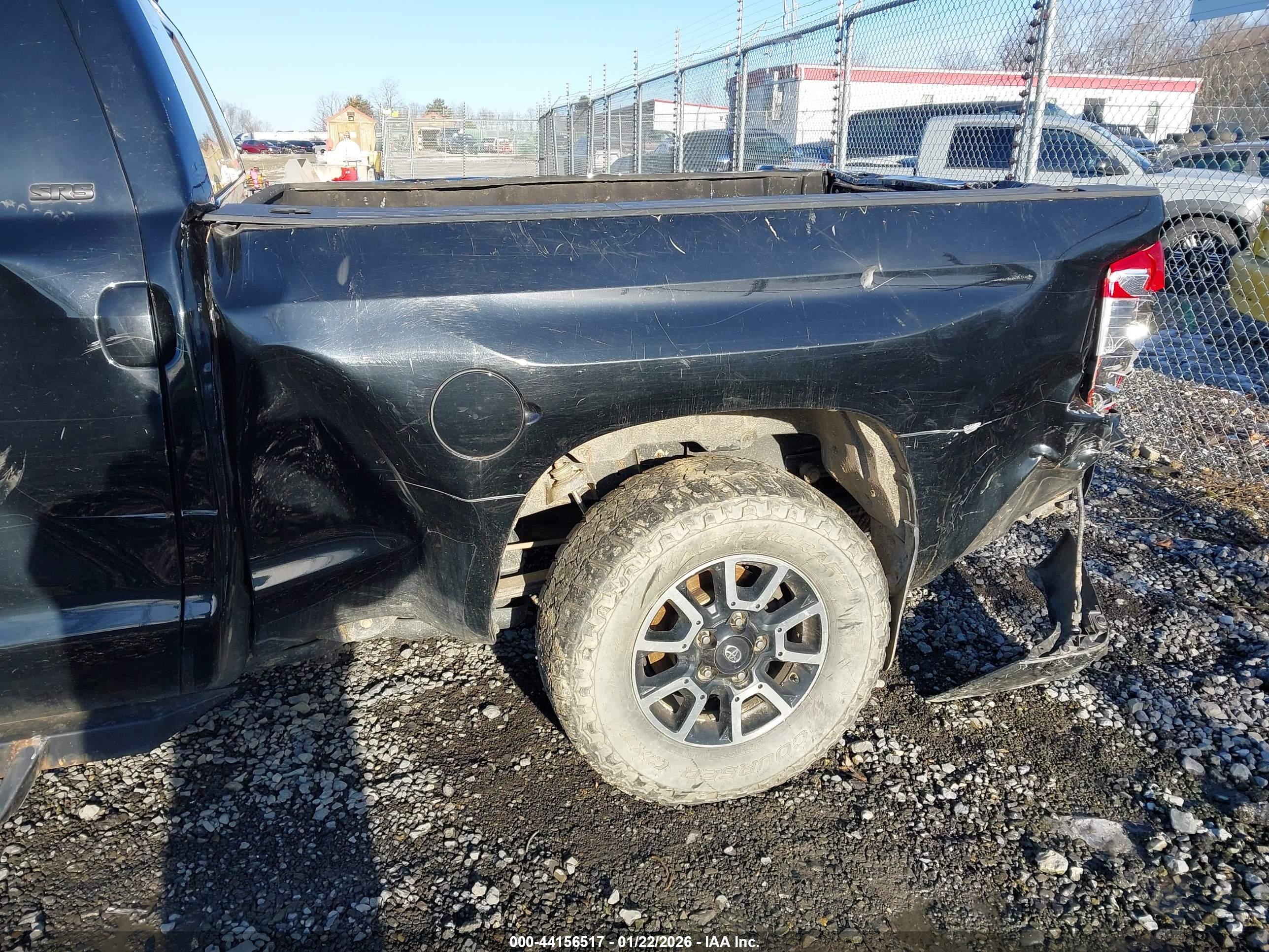 TOYOTA TUNDRA image 6