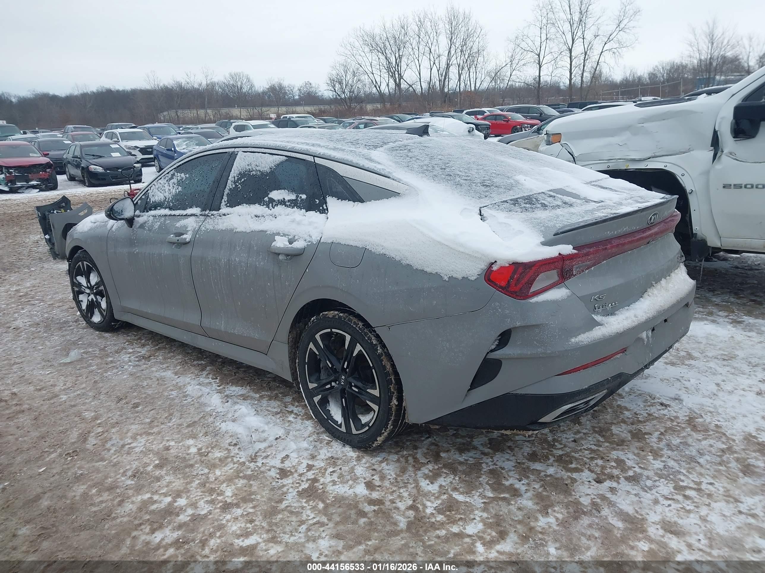 KIA K5 image 3