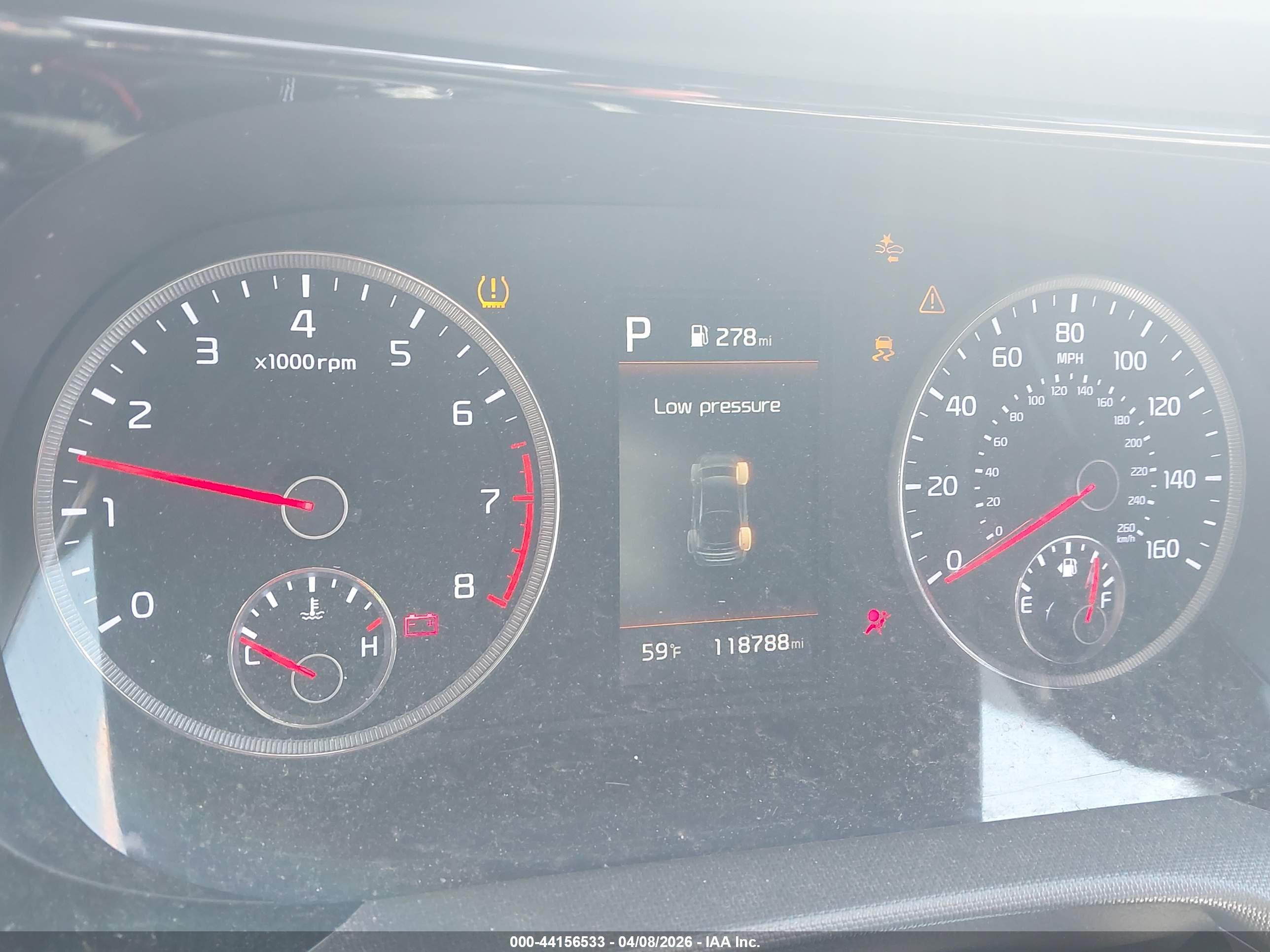 KIA K5 image 7