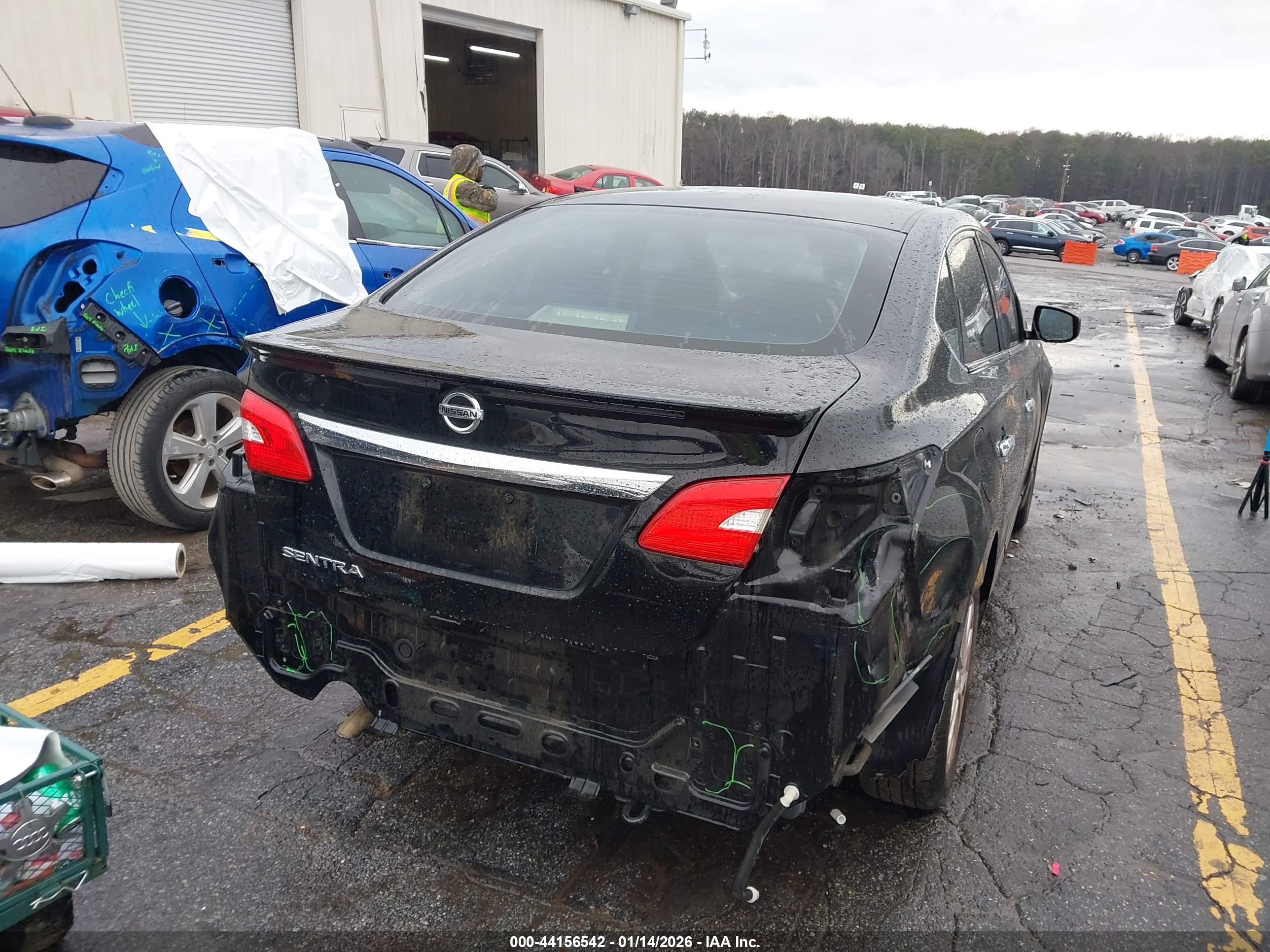 NISSAN SENTRA image 4