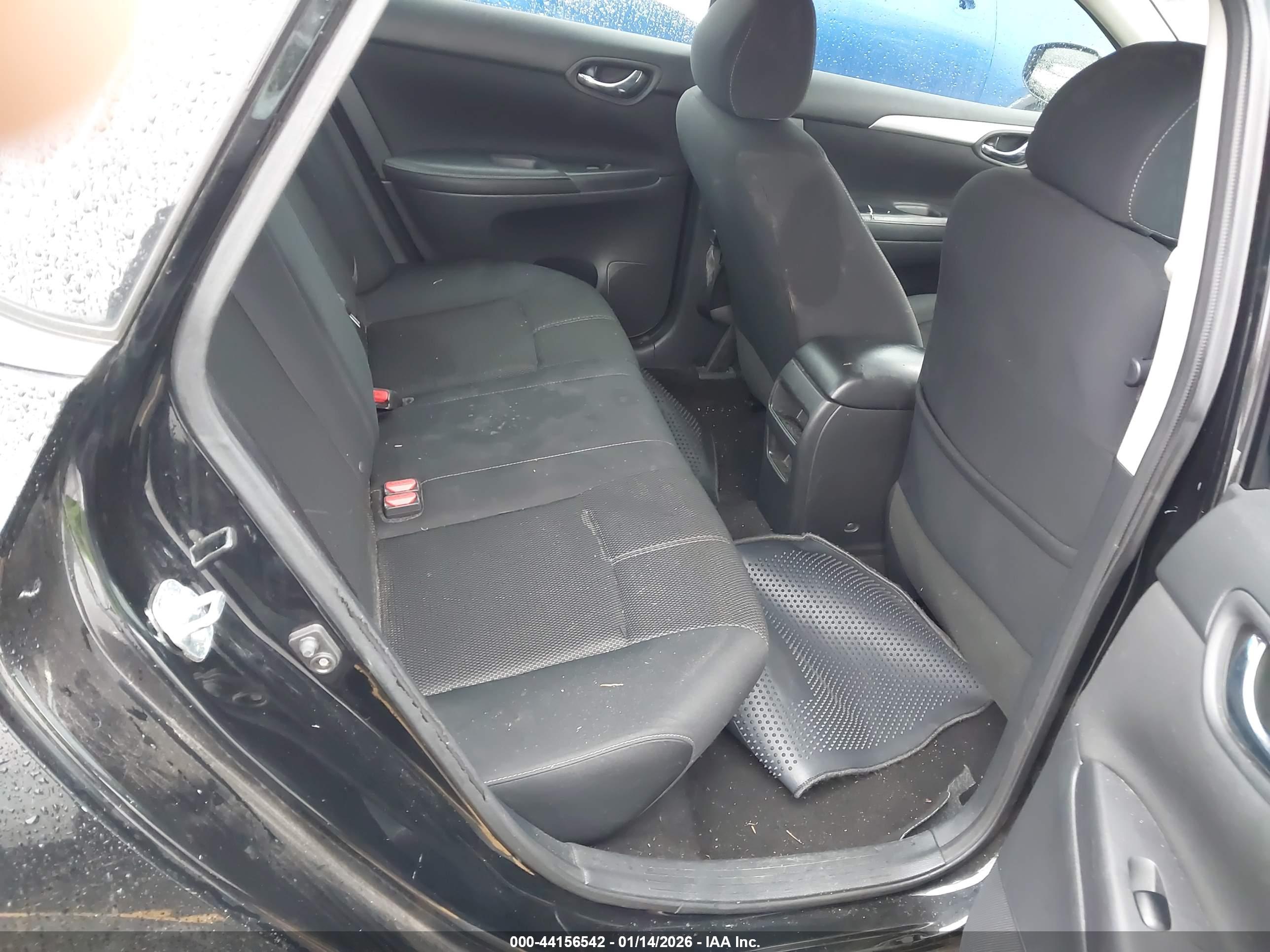 NISSAN SENTRA image 8