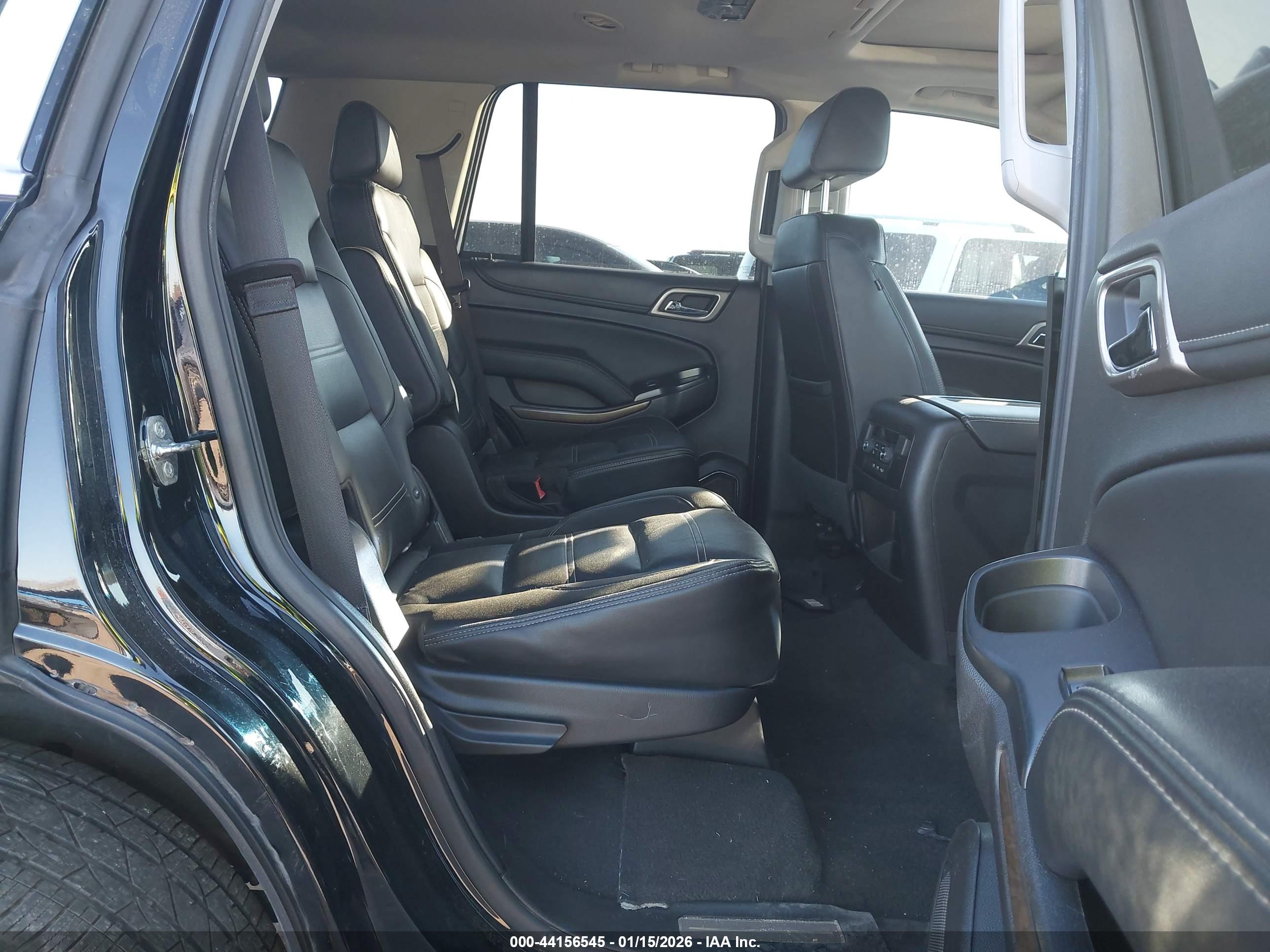 GMC YUKON image 8