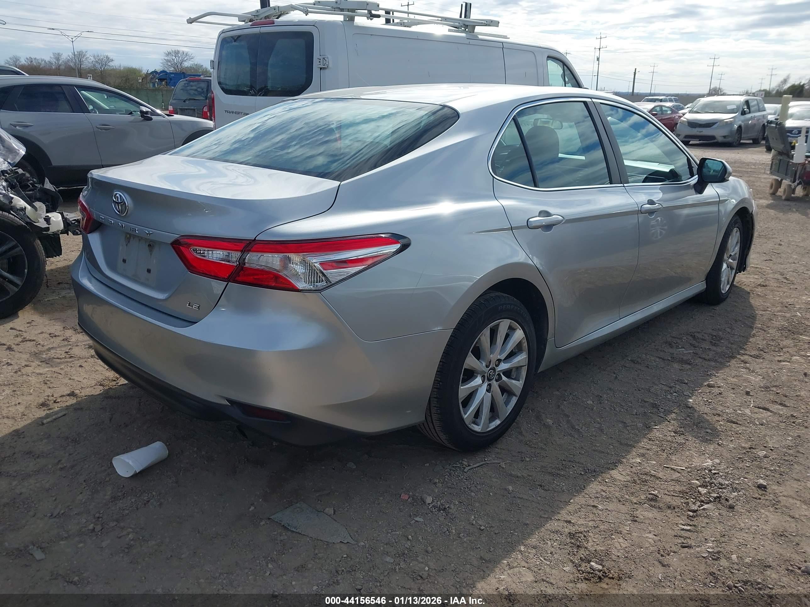 TOYOTA CAMRY image 4