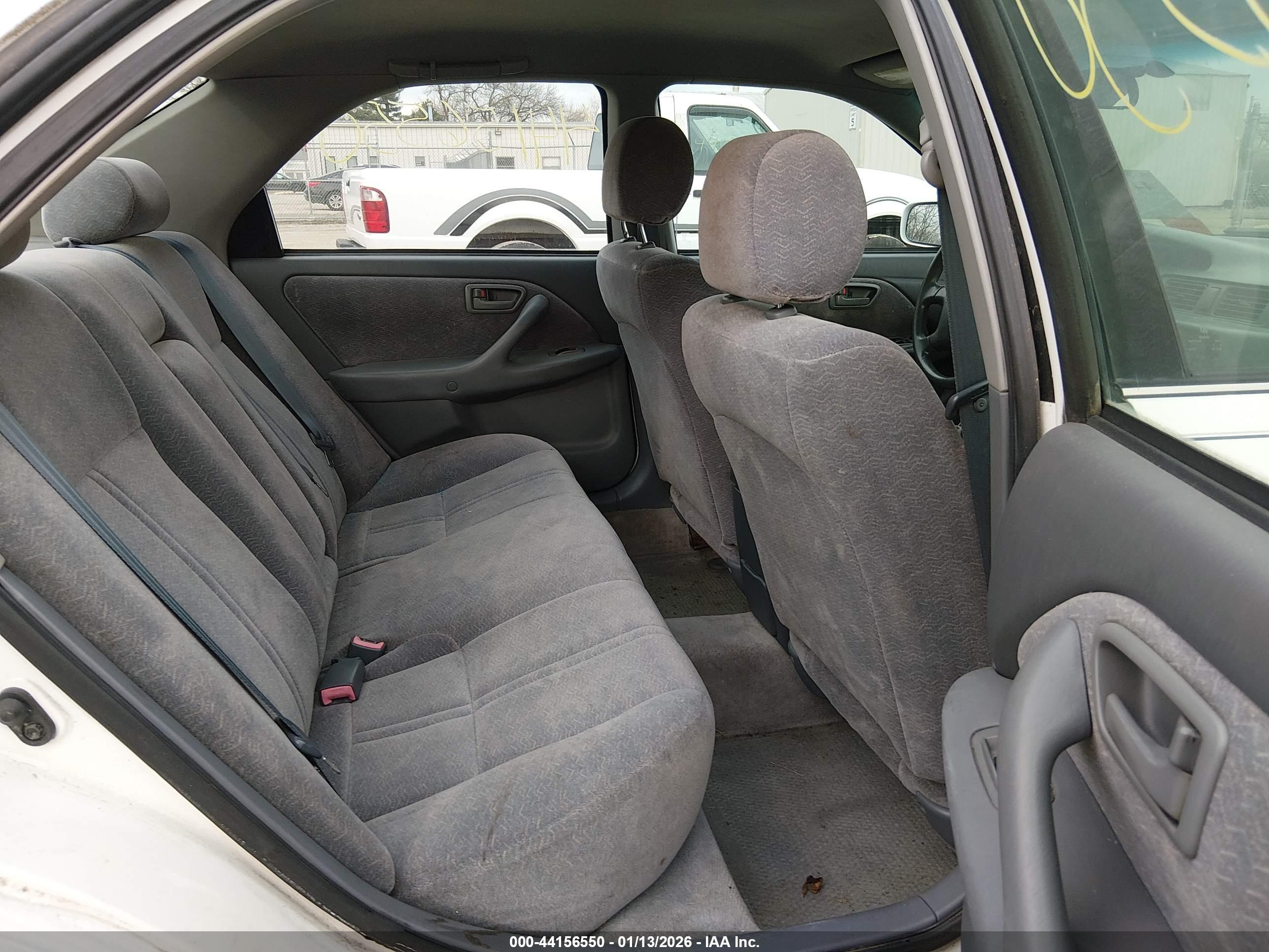 TOYOTA CAMRY image 8
