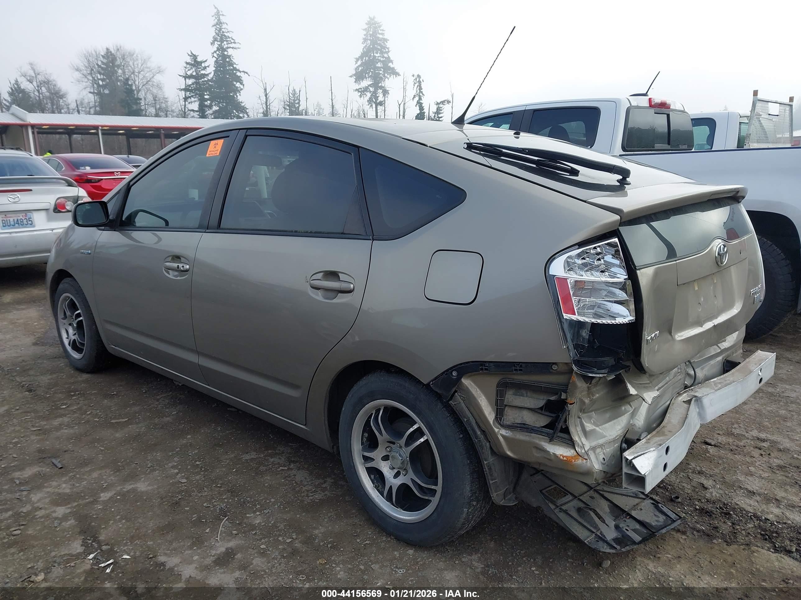 TOYOTA PRIUS image 3