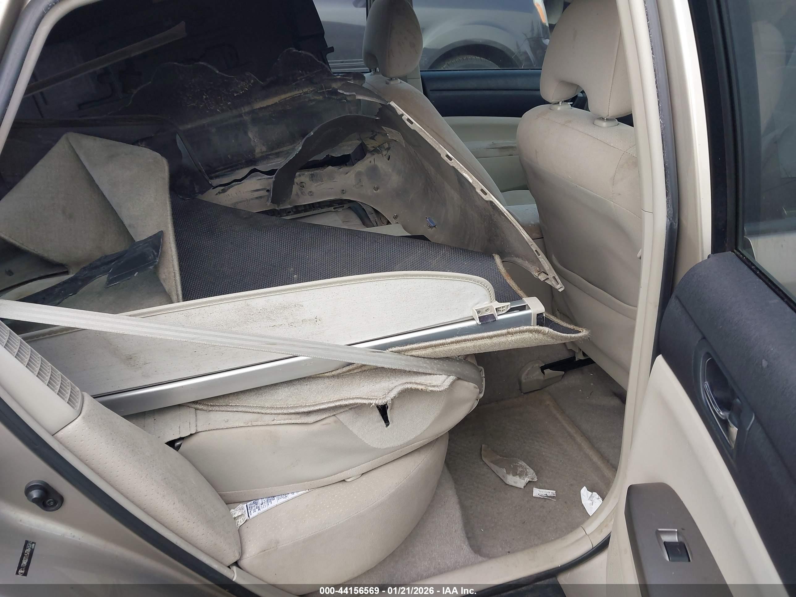 TOYOTA PRIUS image 8