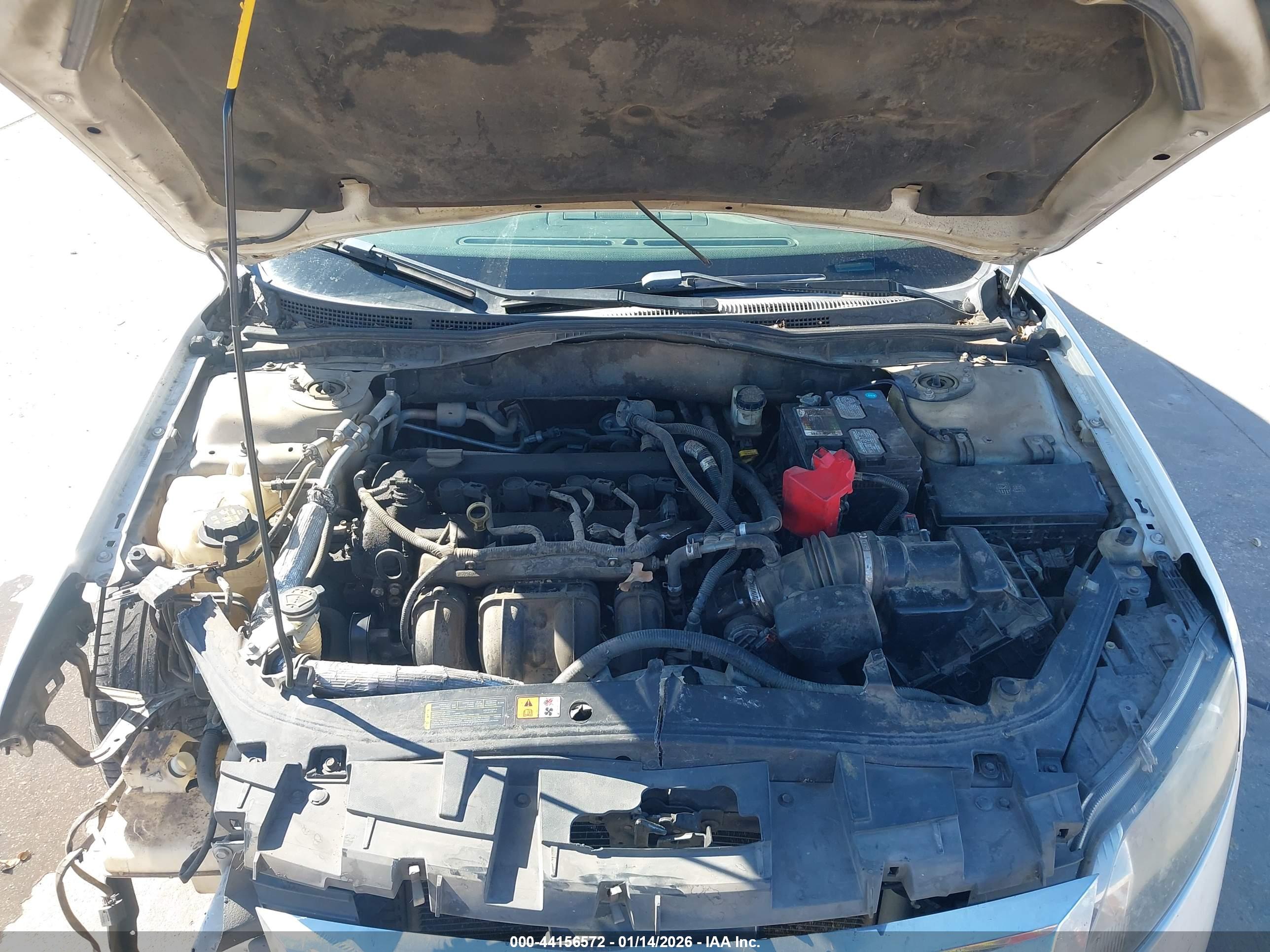 FORD FUSION image 10