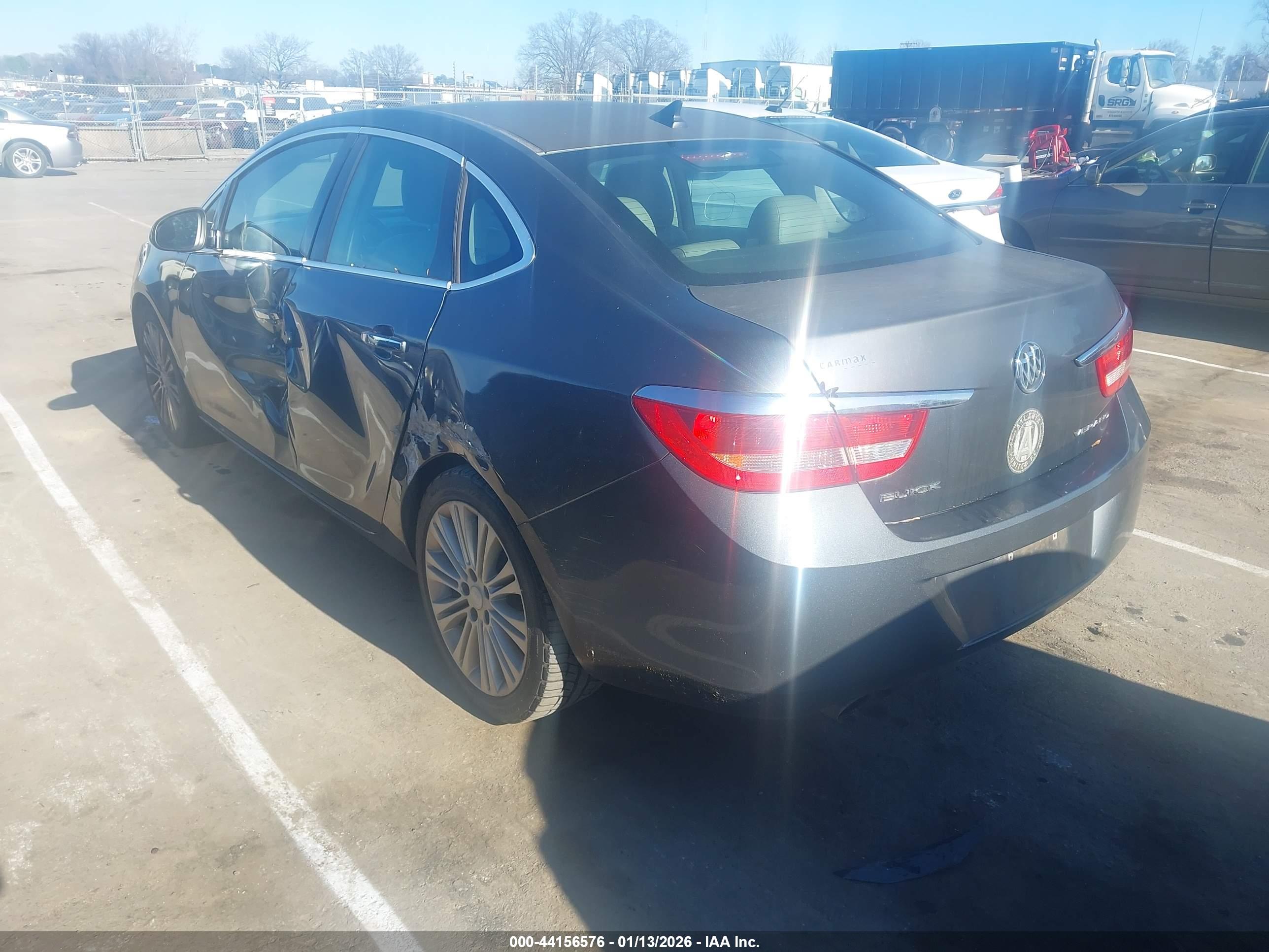 BUICK VERANO image 3