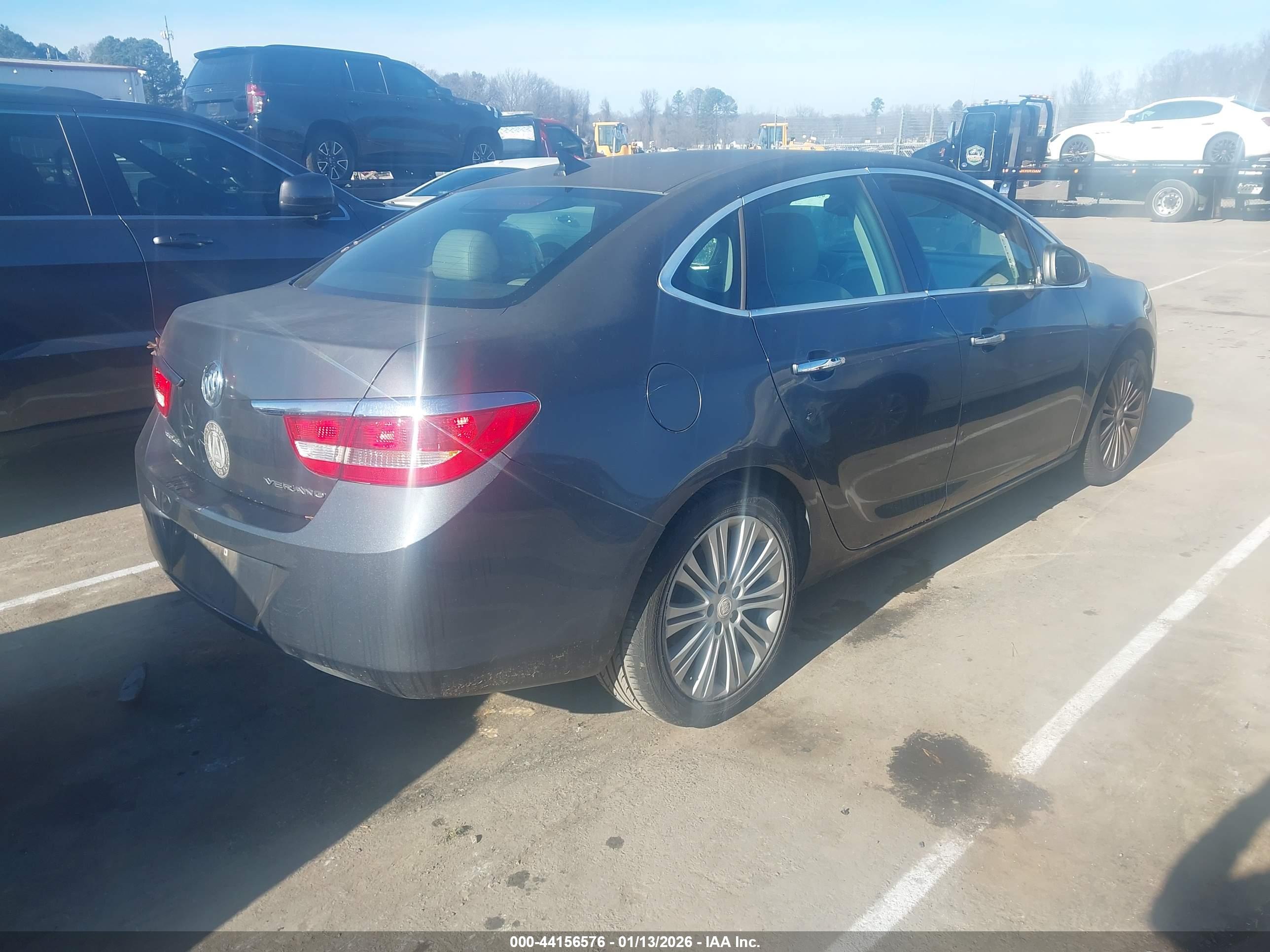 BUICK VERANO image 4