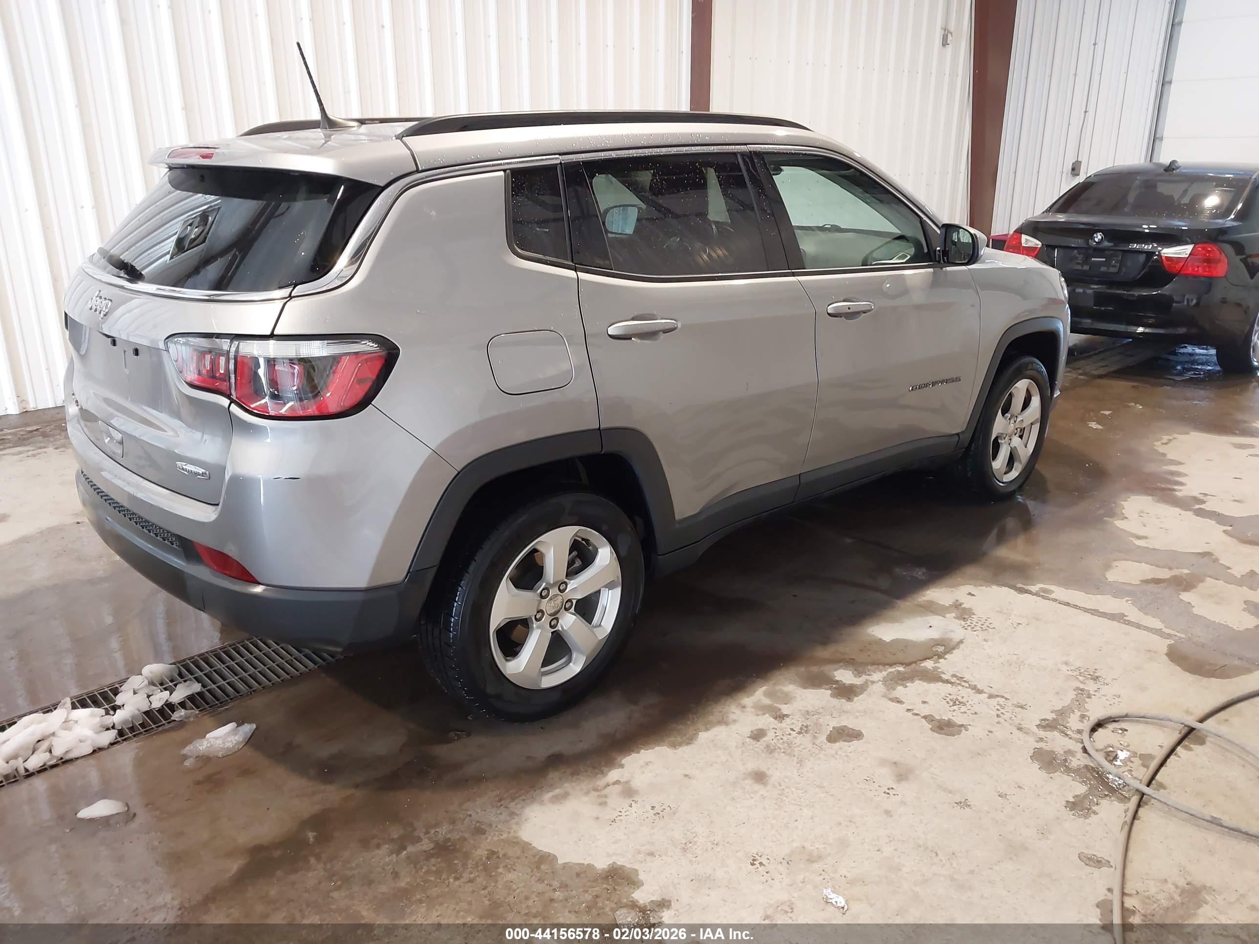 JEEP COMPASS image 4