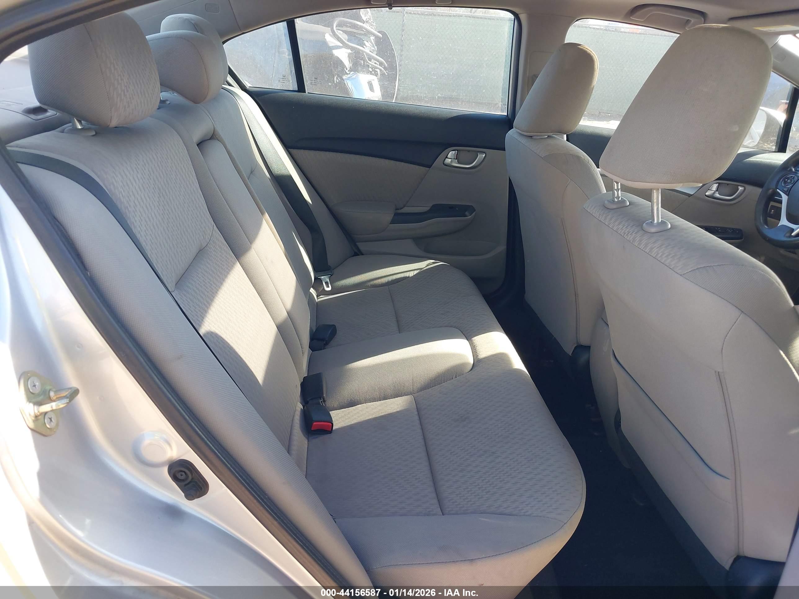 HONDA CIVIC image 8