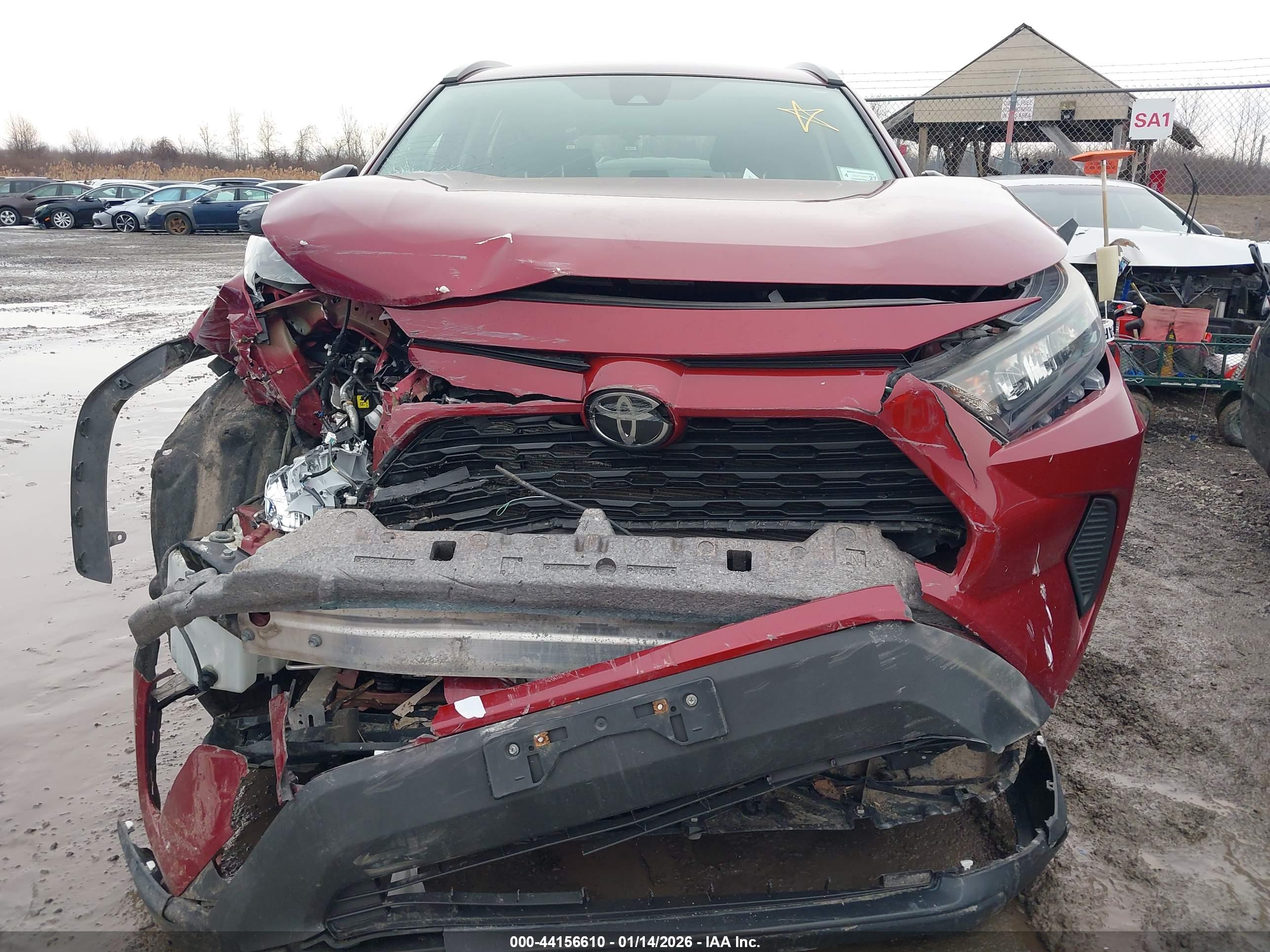TOYOTA RAV4 image 6