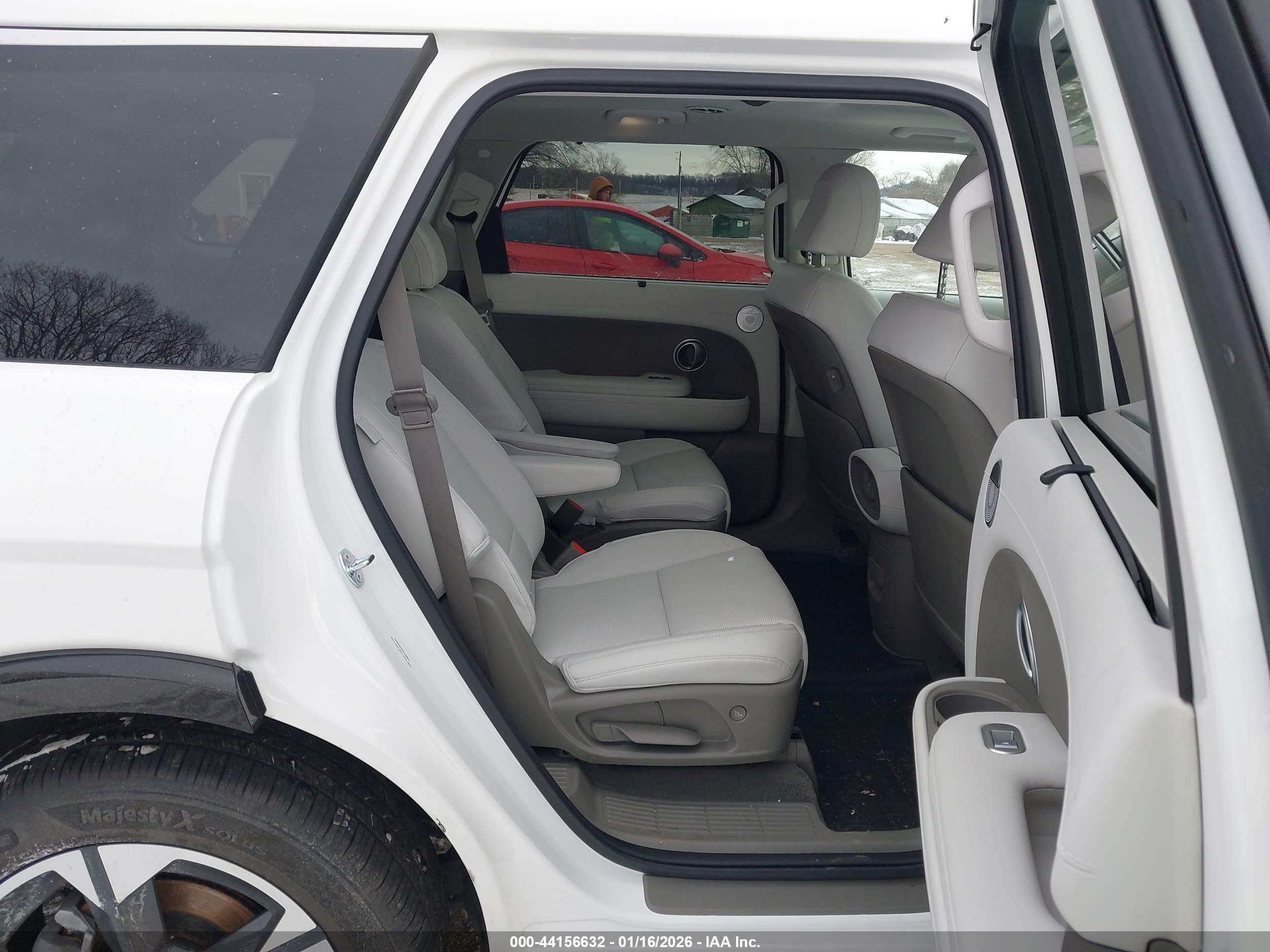 HYUNDAI PALISADE image 8