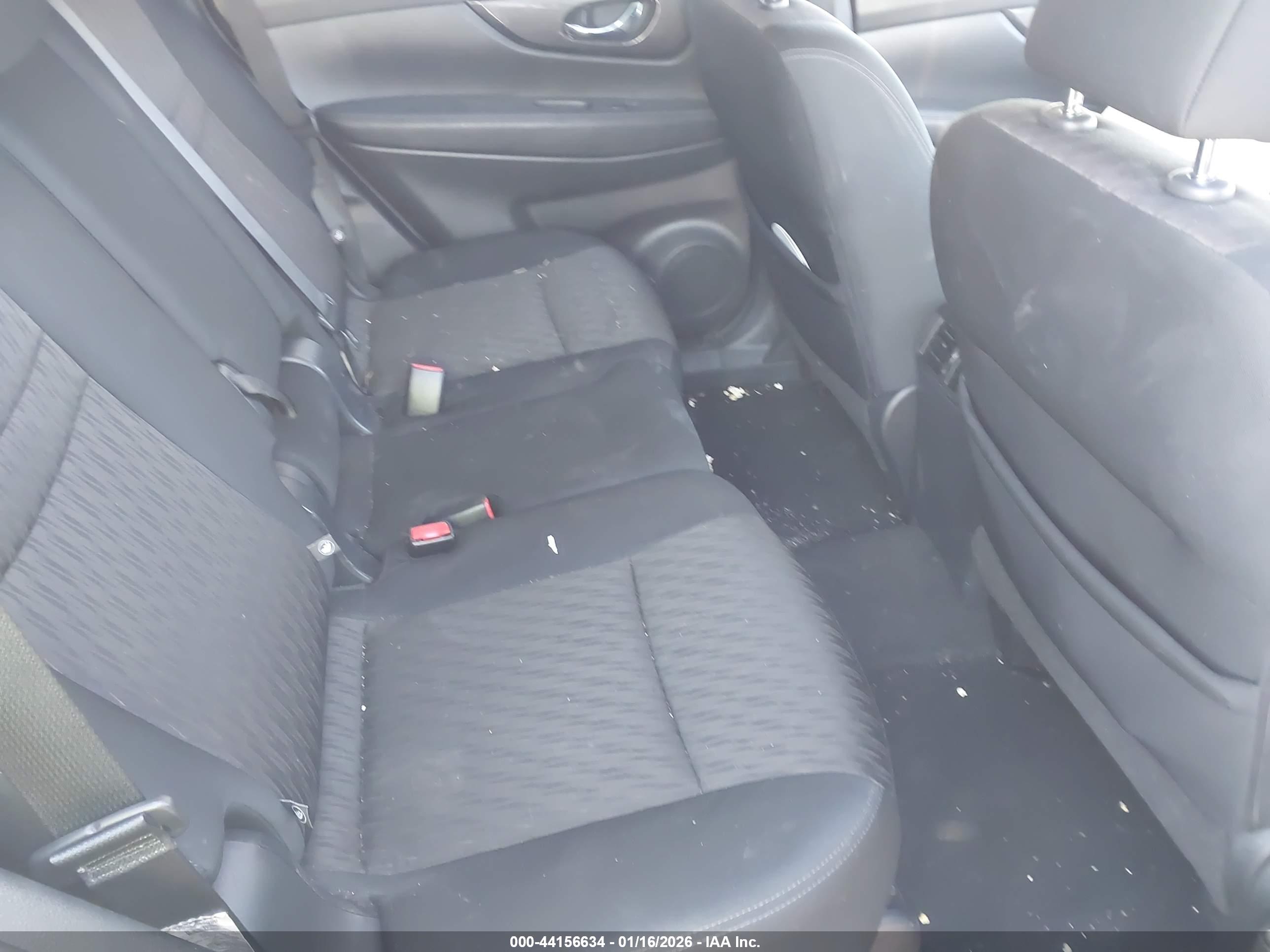NISSAN ROGUE image 8