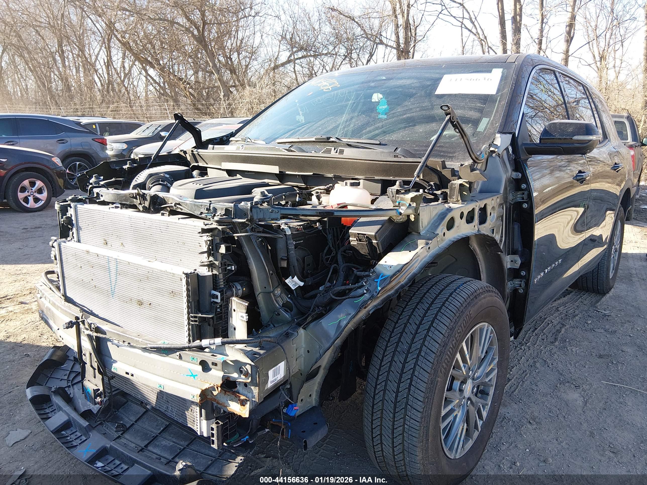 CHEVROLET TRAVERSE image 6