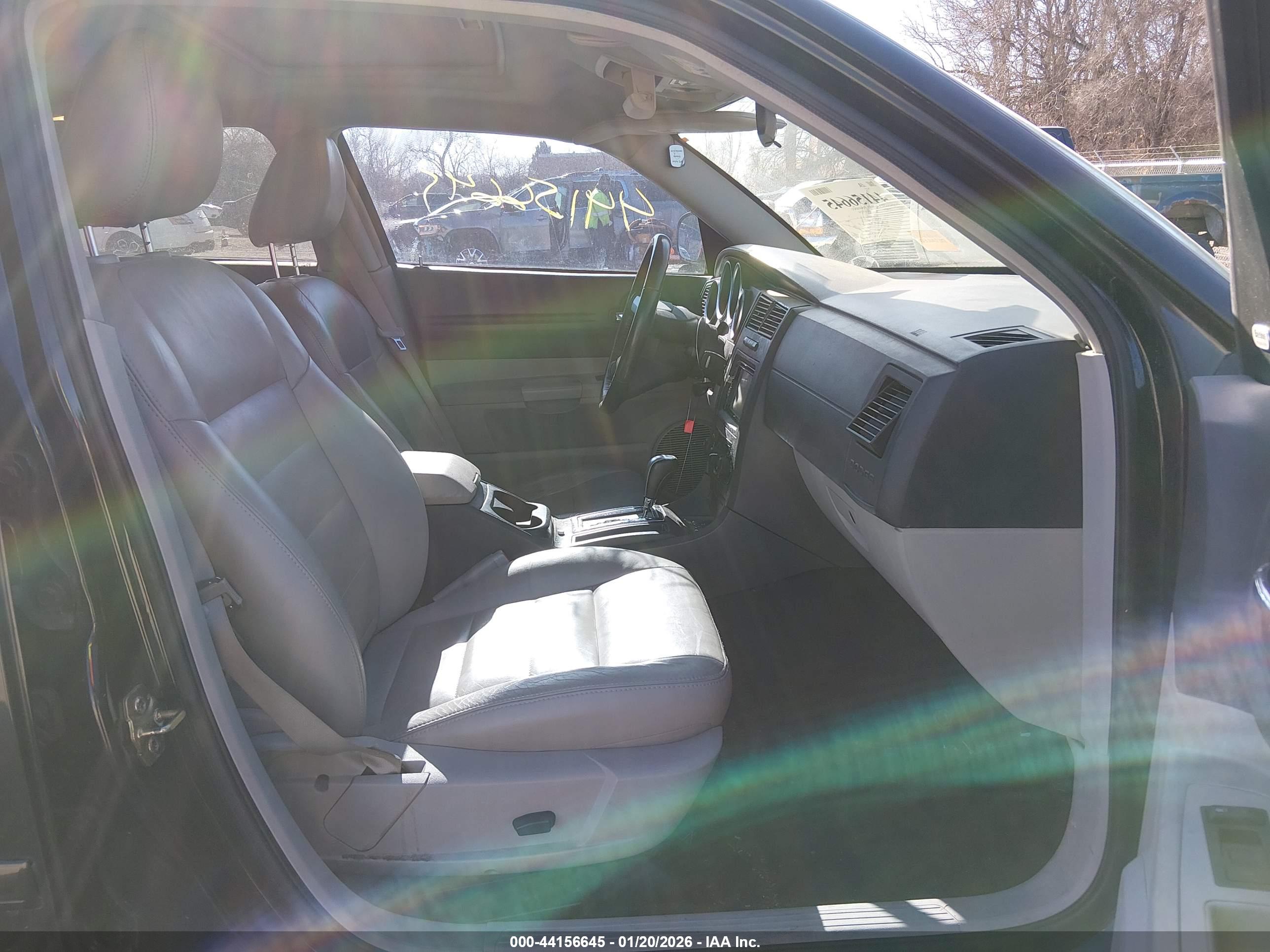 DODGE MAGNUM image 5