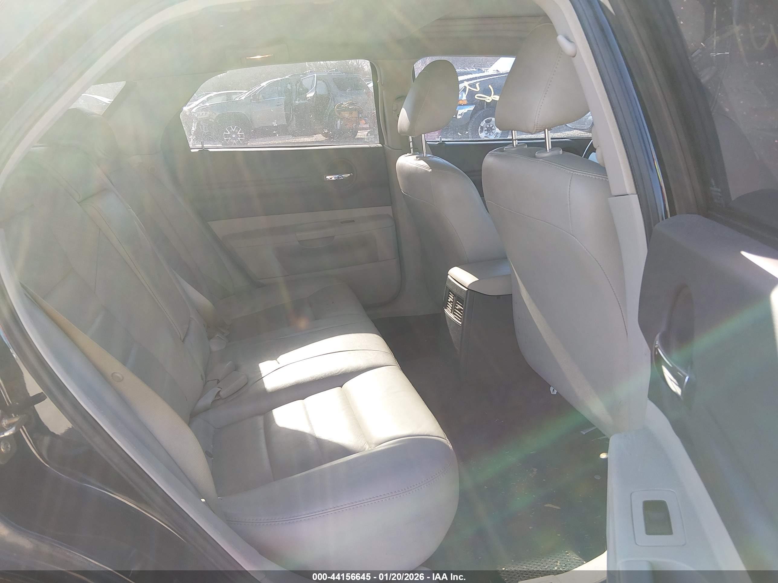 DODGE MAGNUM image 8