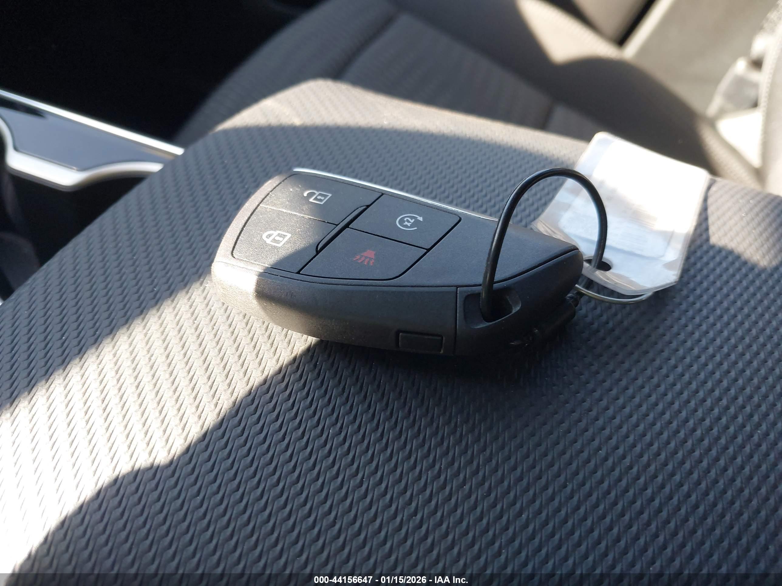 CHEVROLET EQUINOX image 11