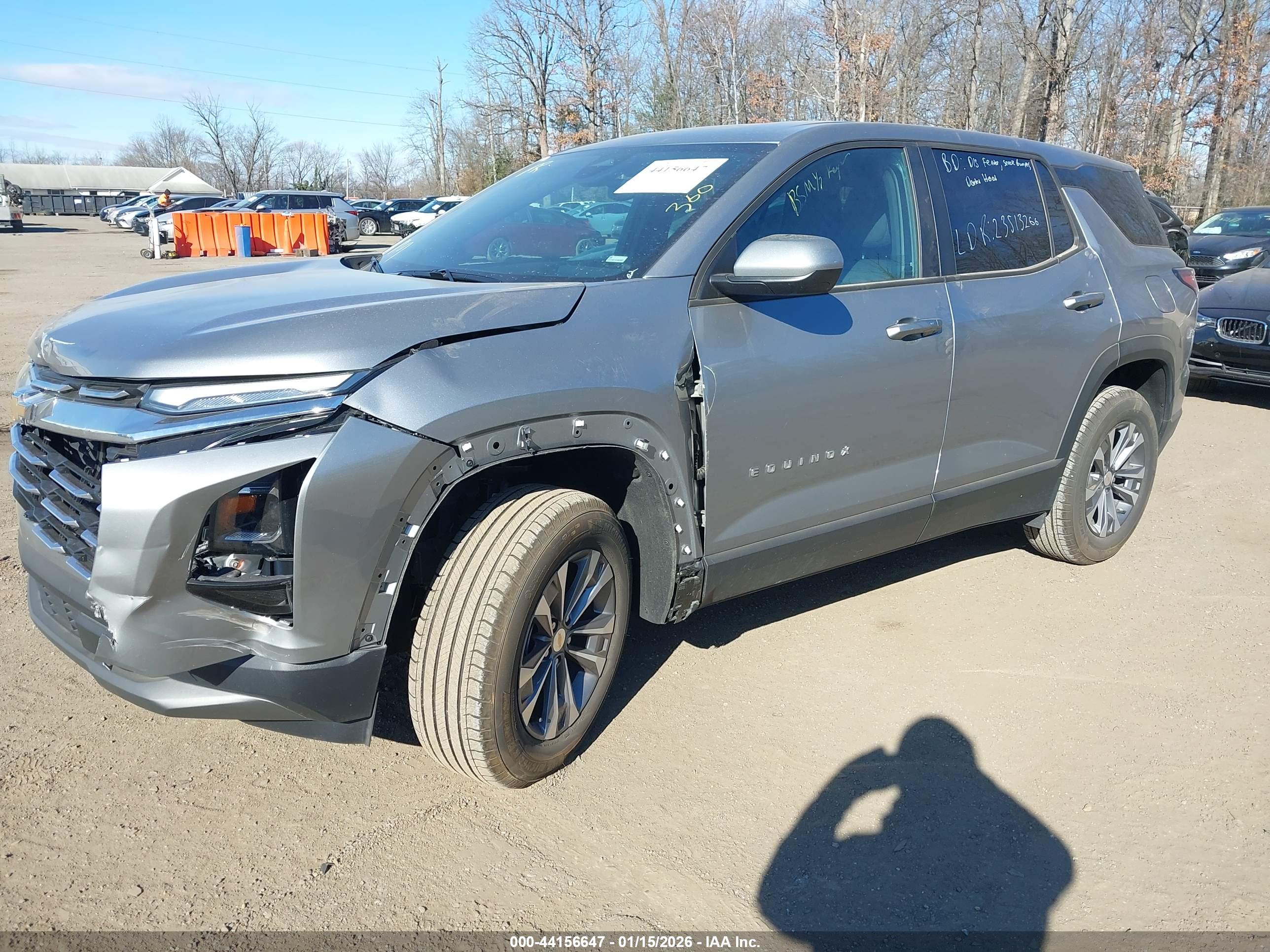 CHEVROLET EQUINOX image 2