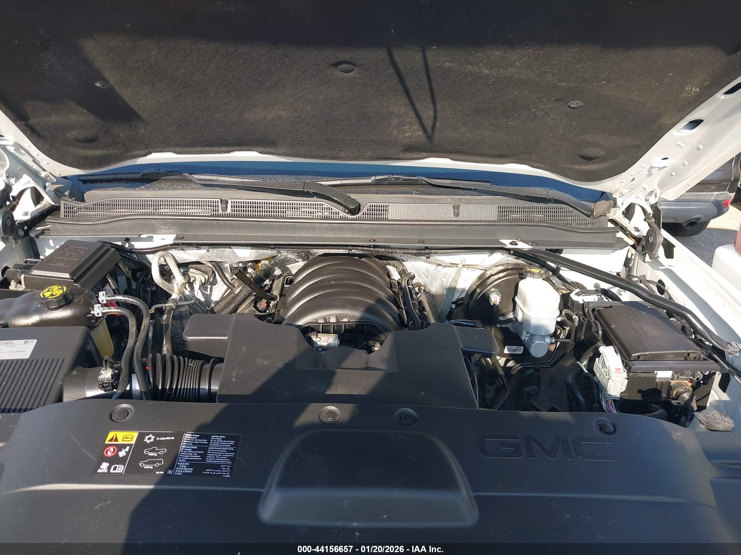 GMC YUKON image 10