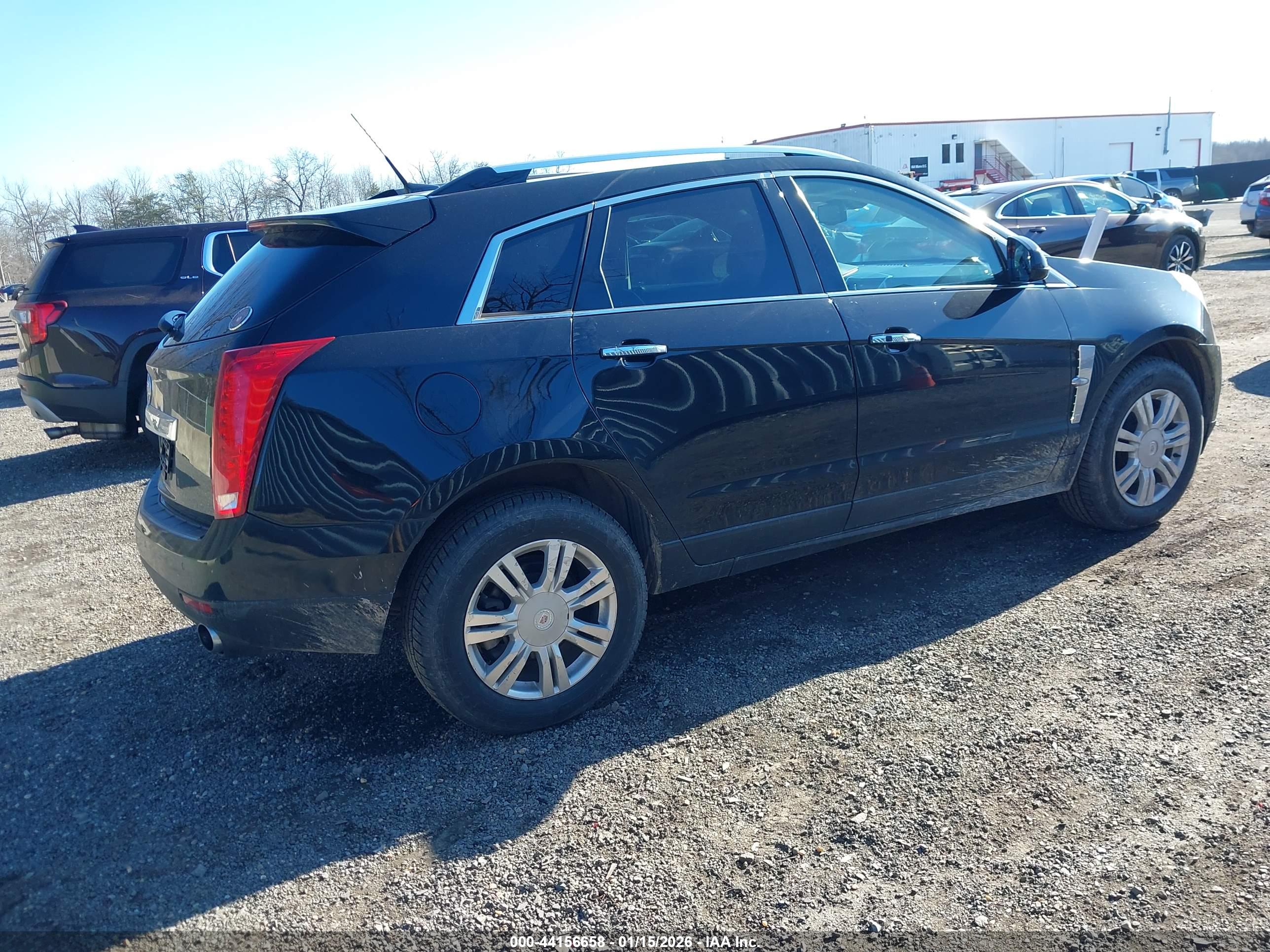 CADILLAC SRX image 4