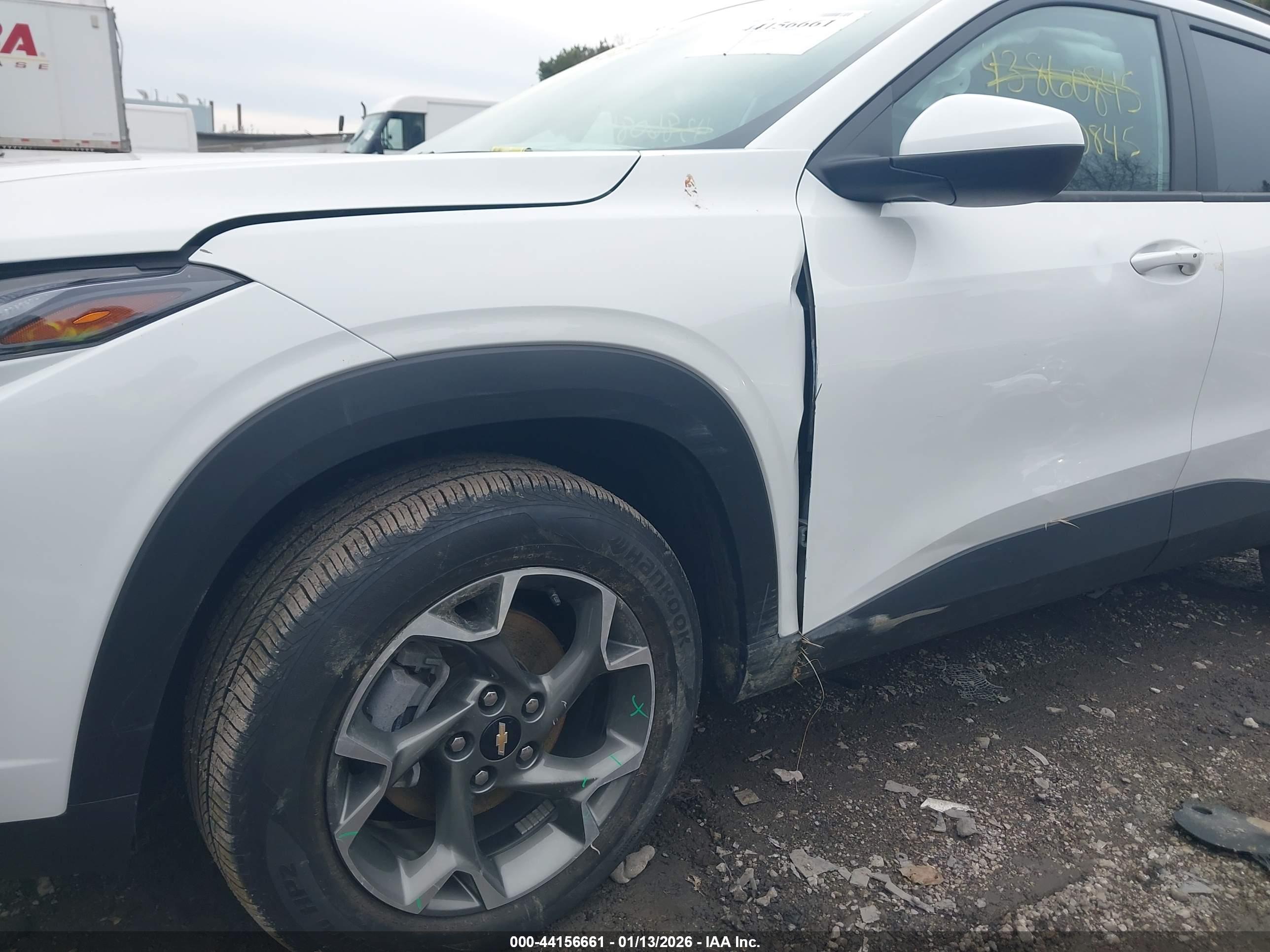 CHEVROLET TRAX image 6