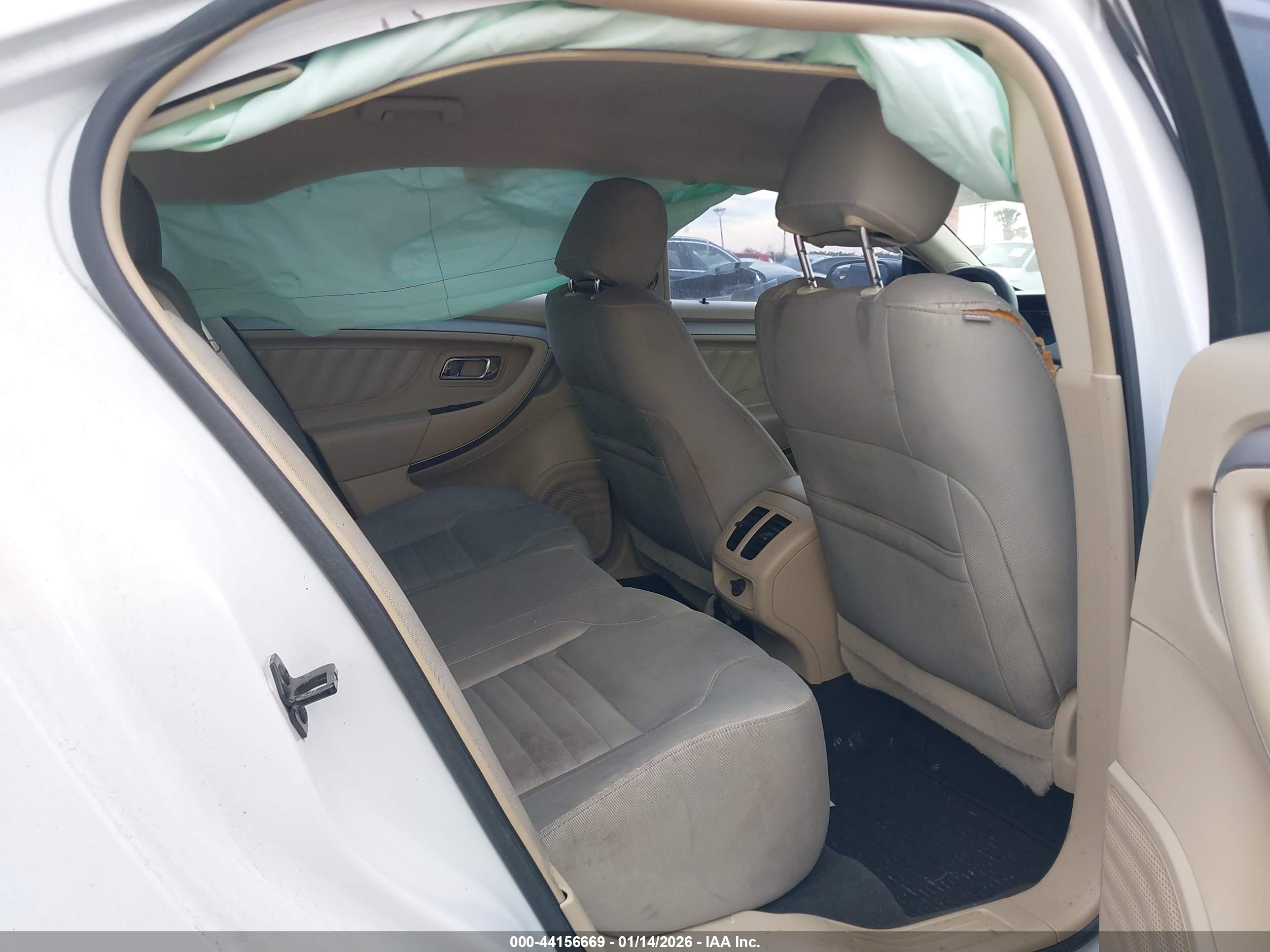 FORD TAURUS image 8