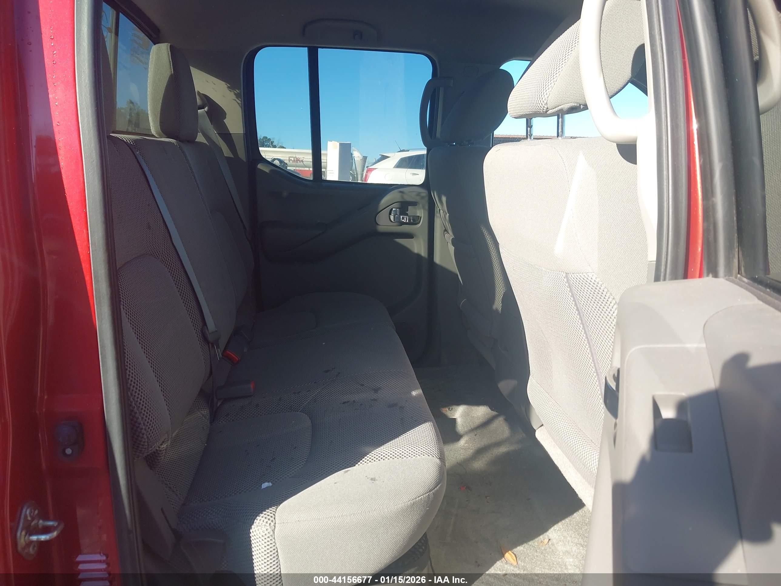 NISSAN FRONTIER image 8